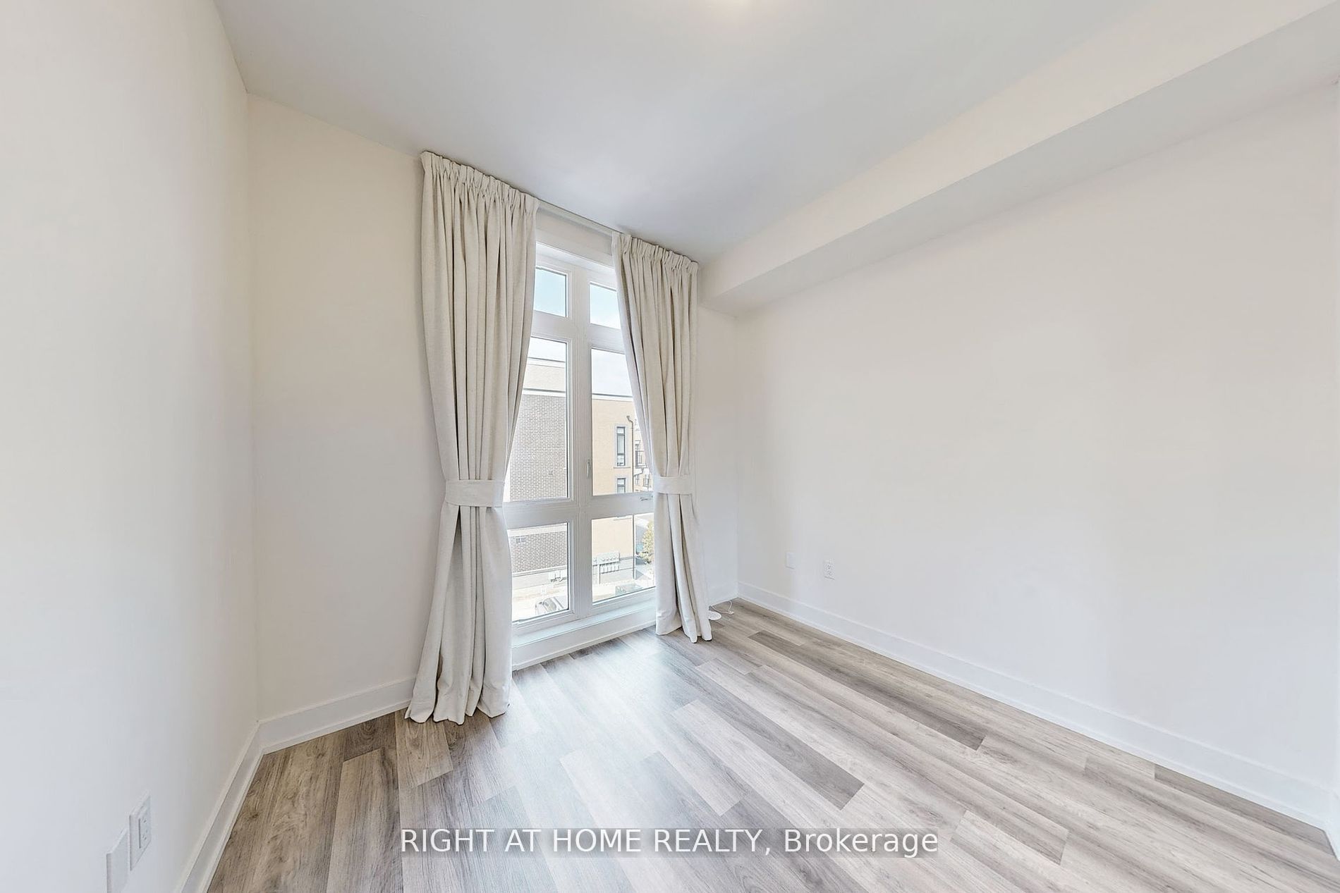 MLS #N12395394 image #16