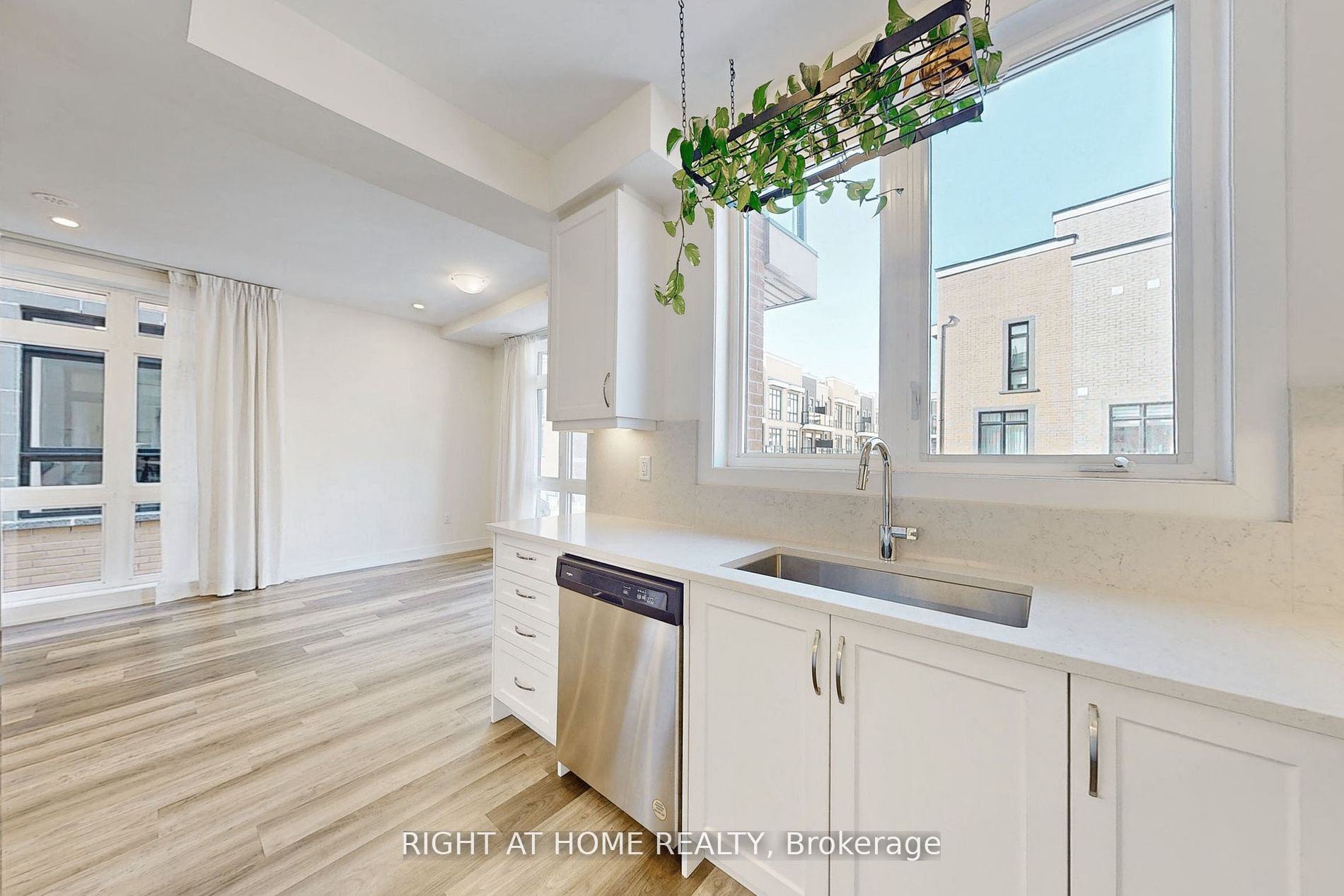 MLS #N12395394 image #23