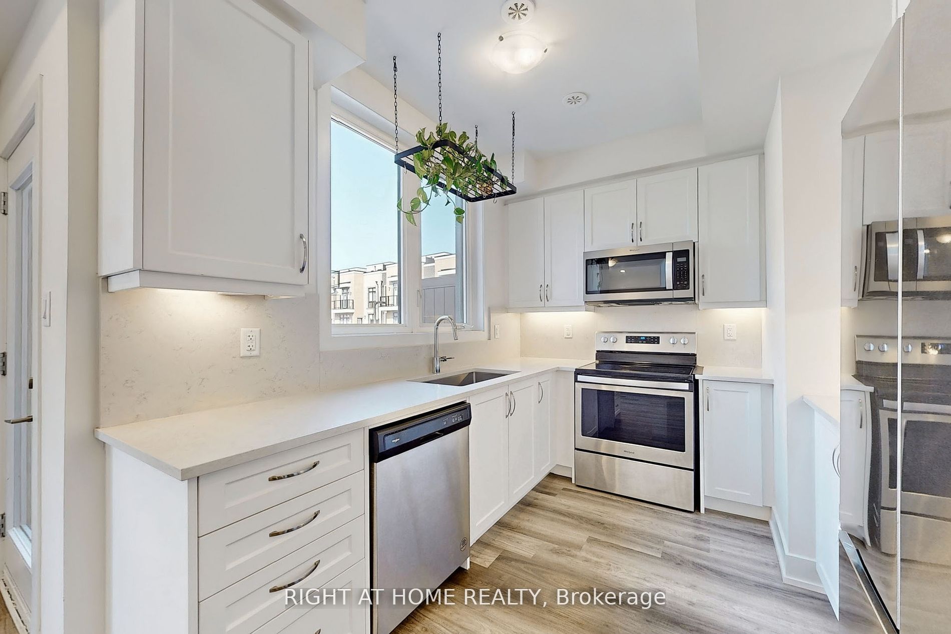 MLS #N12395394 image #24