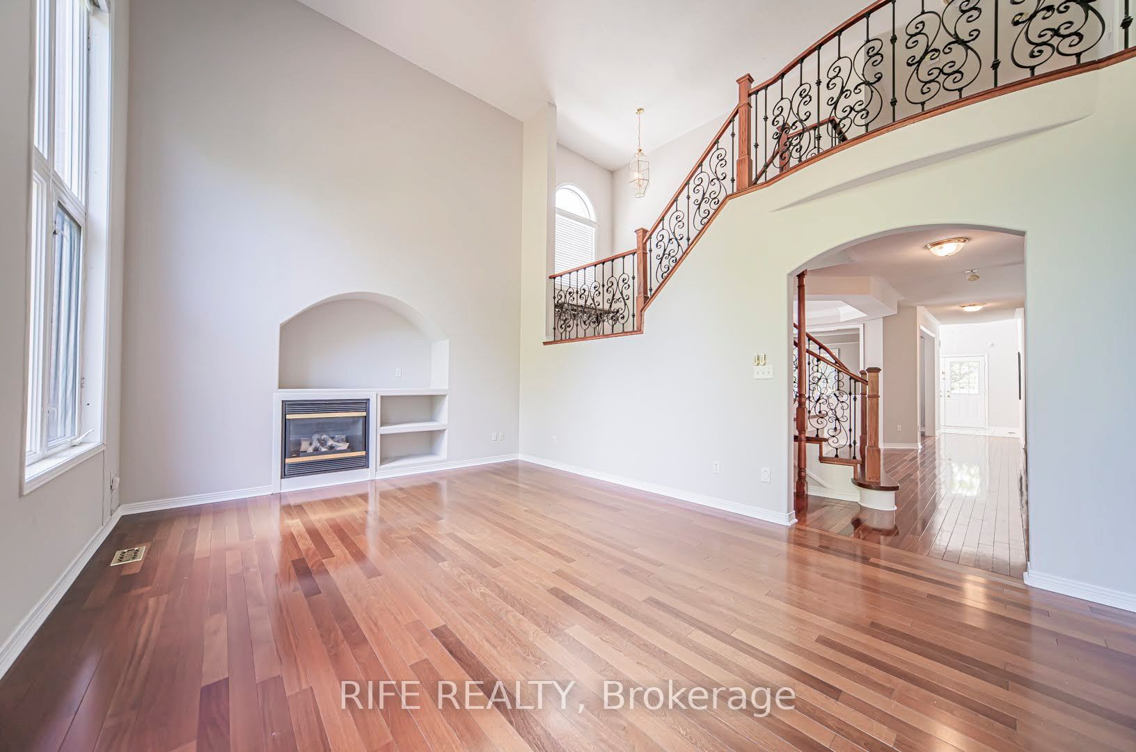 MLS #N12396031 image #30