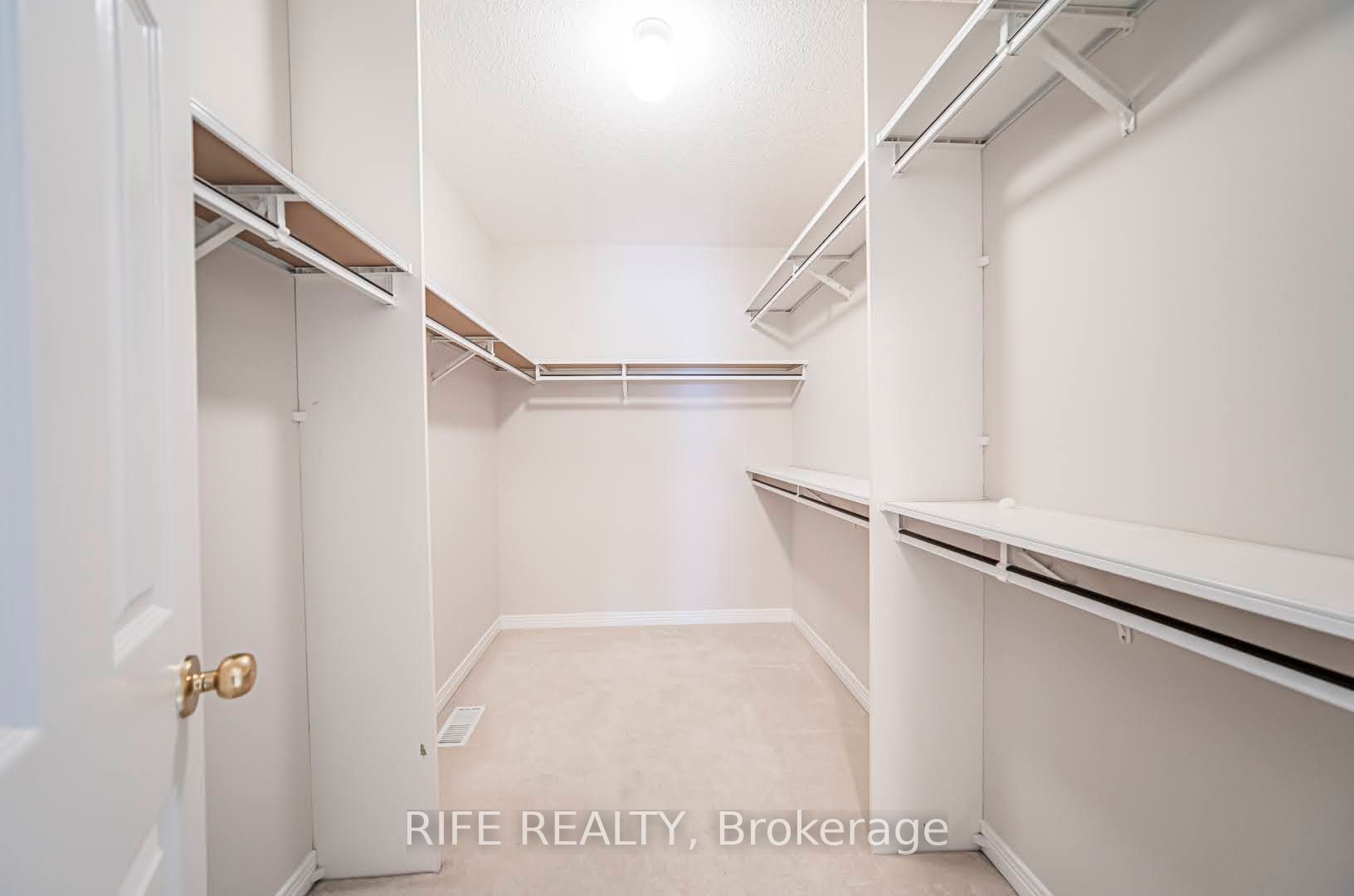 MLS #N12396031 image #37