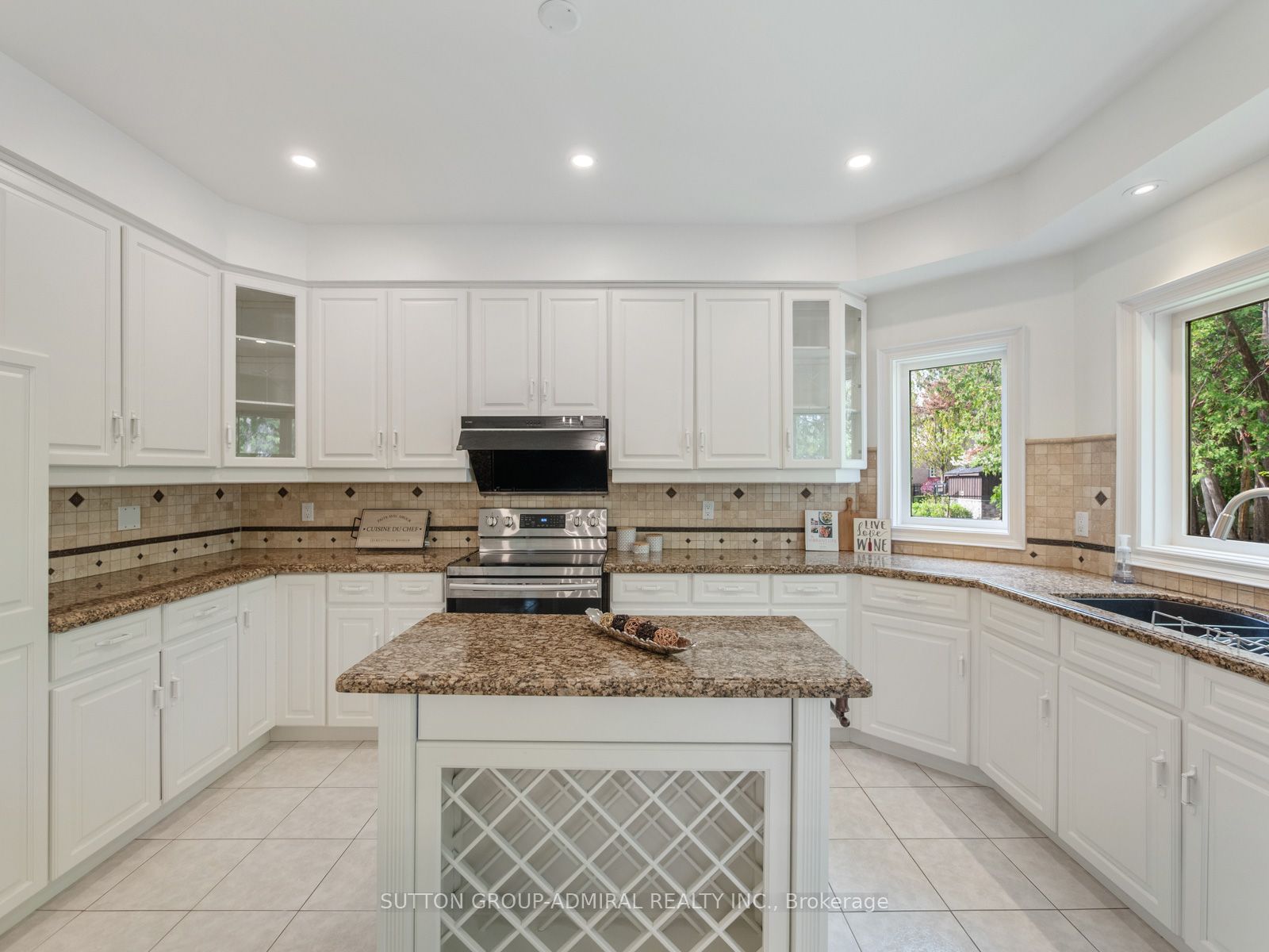 MLS #N12396899 image #10