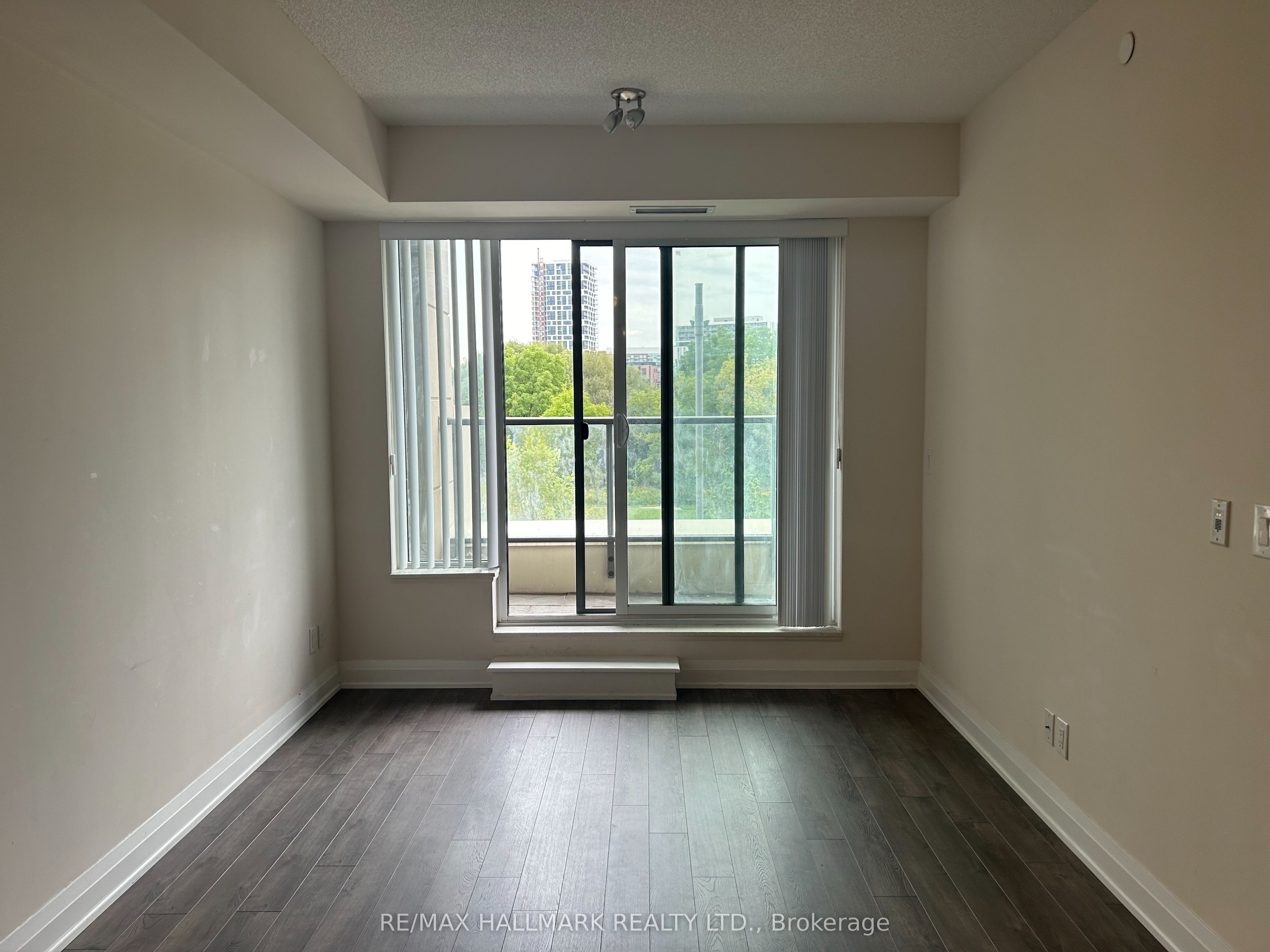 MLS #N12398095 image #8