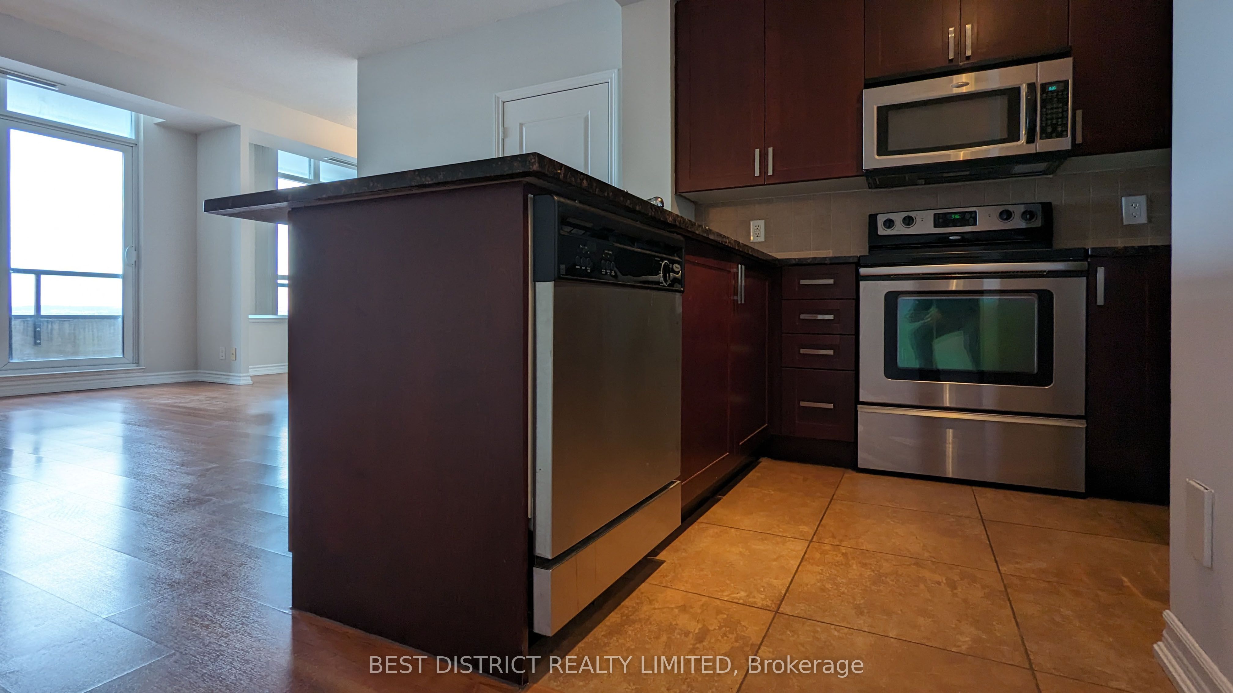 MLS #N12398563 image #13