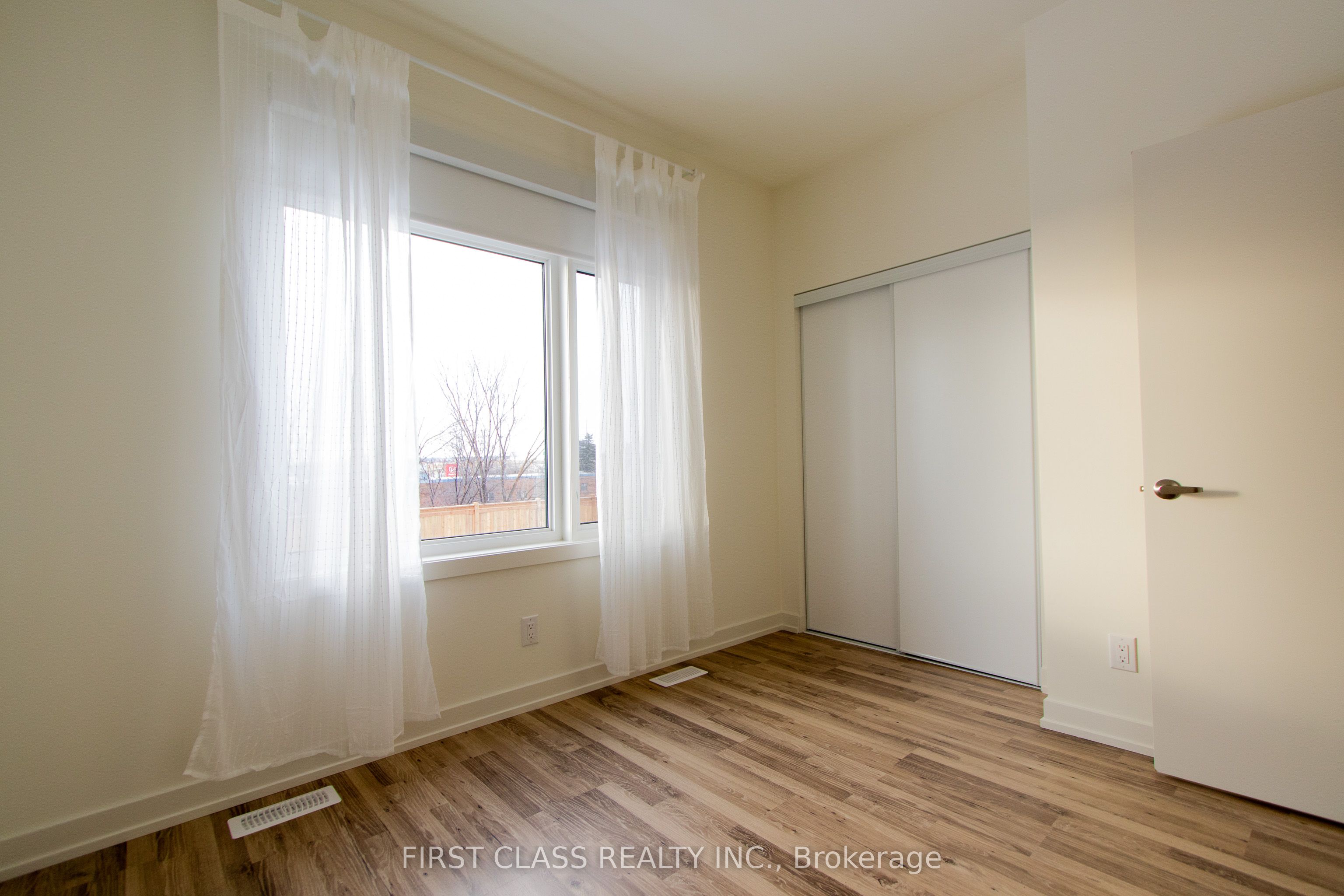 MLS #N12398927 image #10