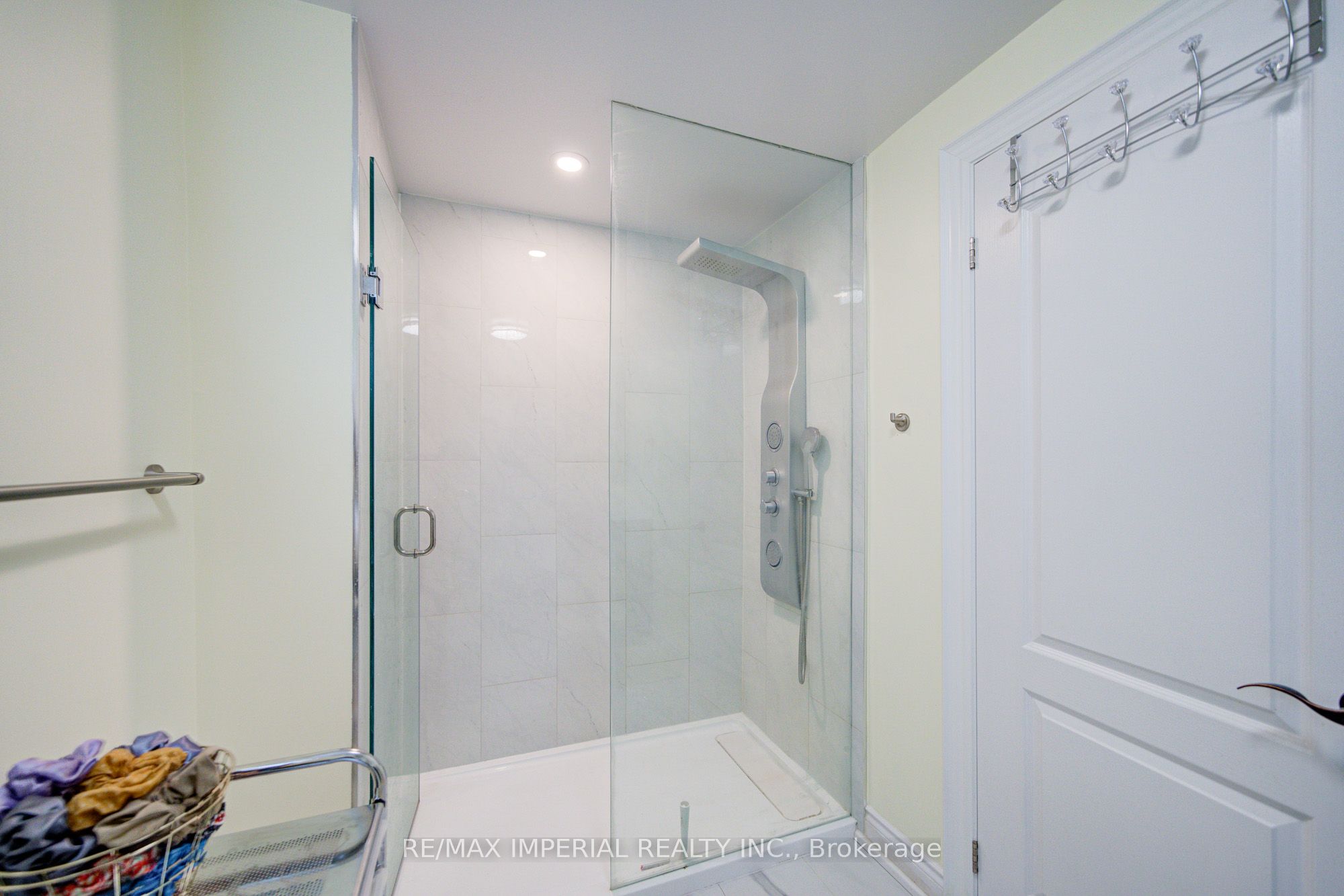 MLS #N12399180 image #23