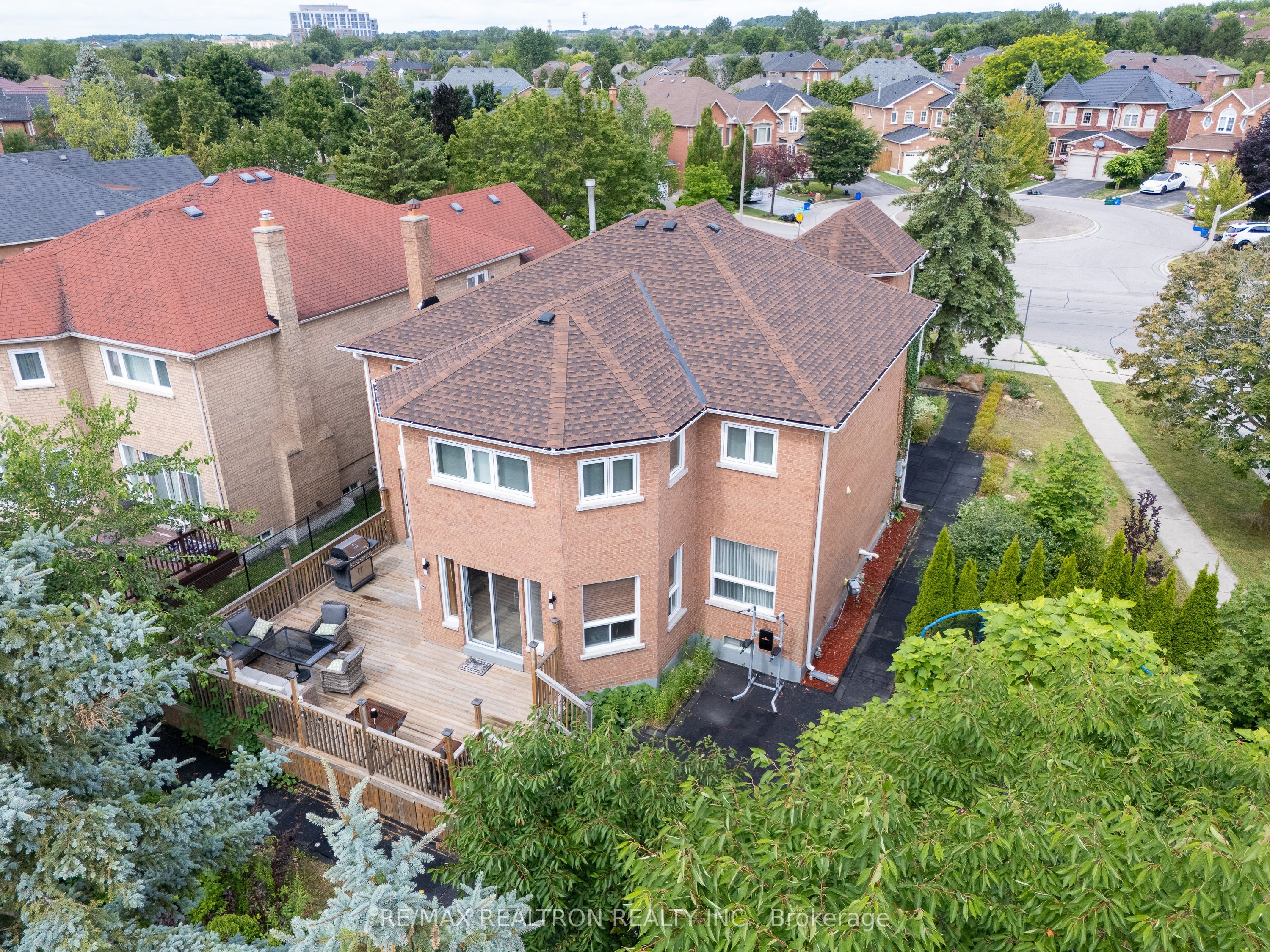 MLS #N12400543 image #11