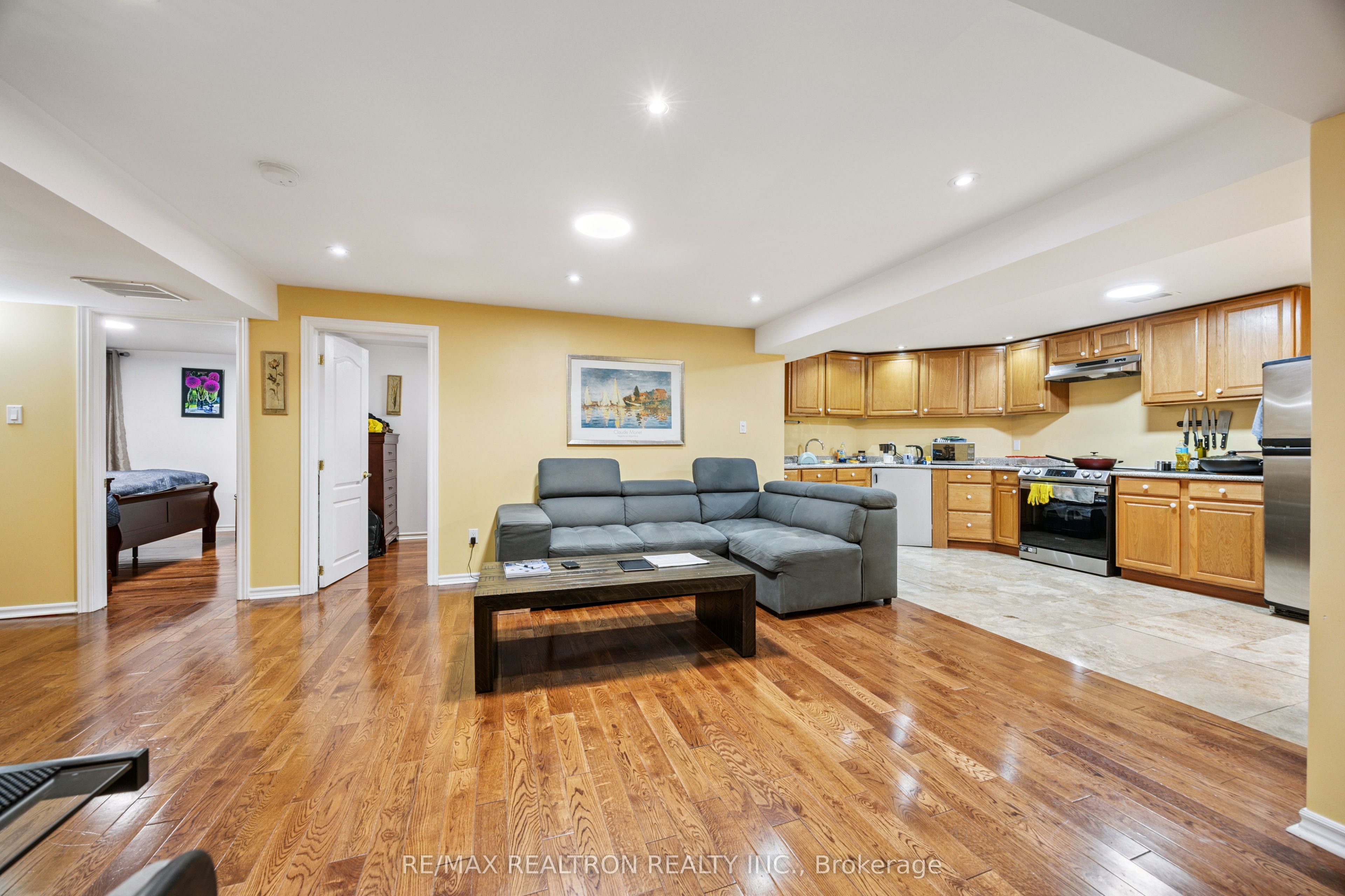 MLS #N12400543 image #2