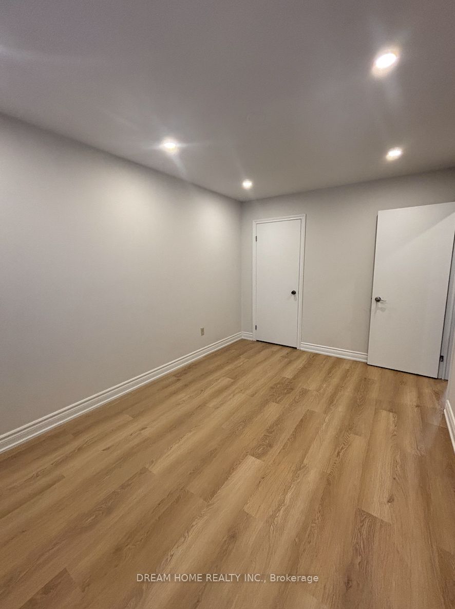 MLS #N12400653 image #8