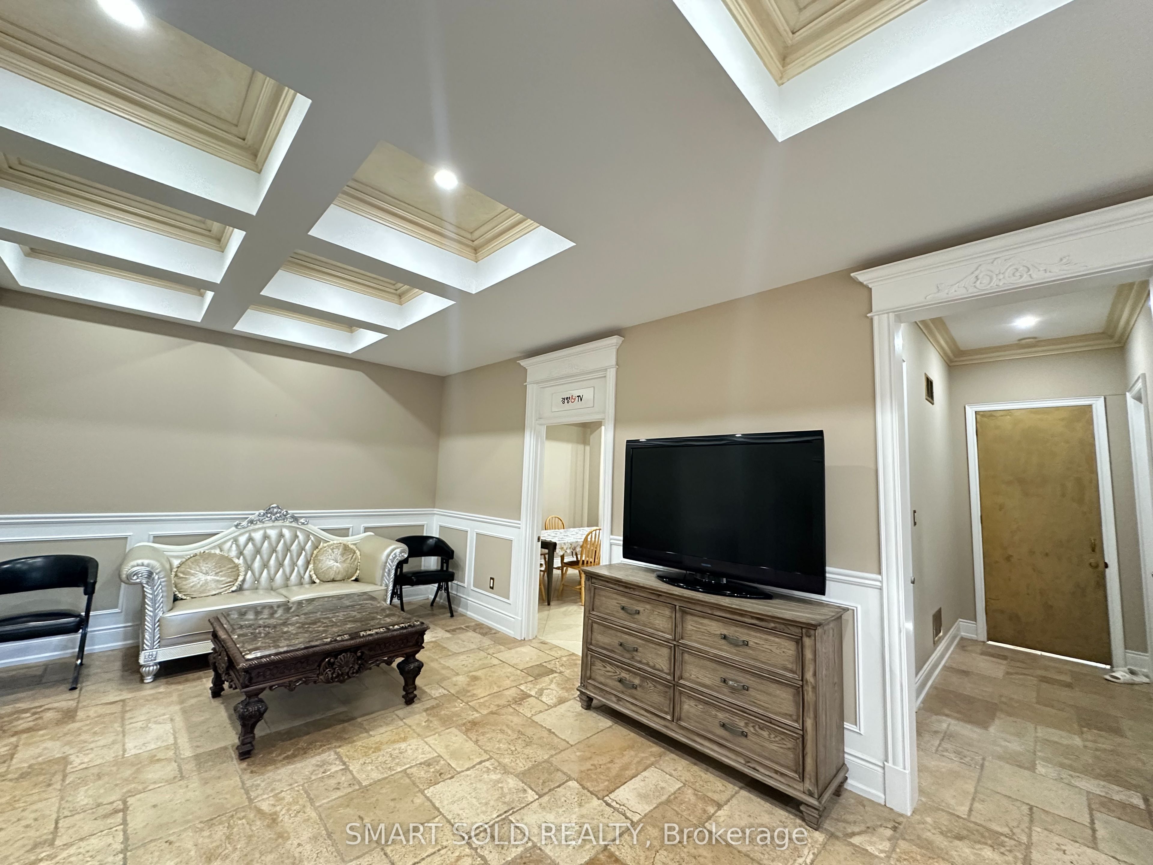 MLS #N12400984 image #6