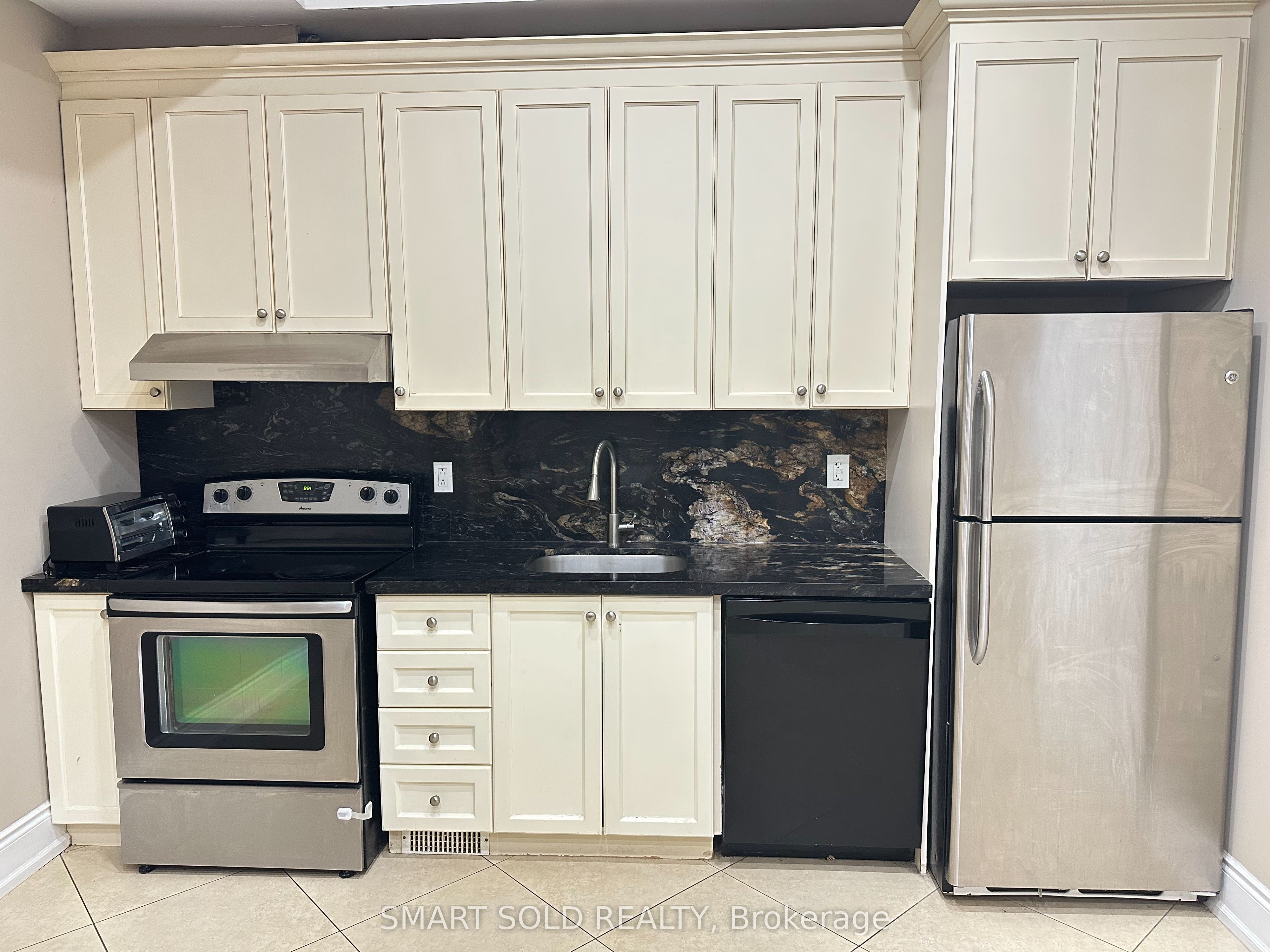 MLS #N12400984 image #7