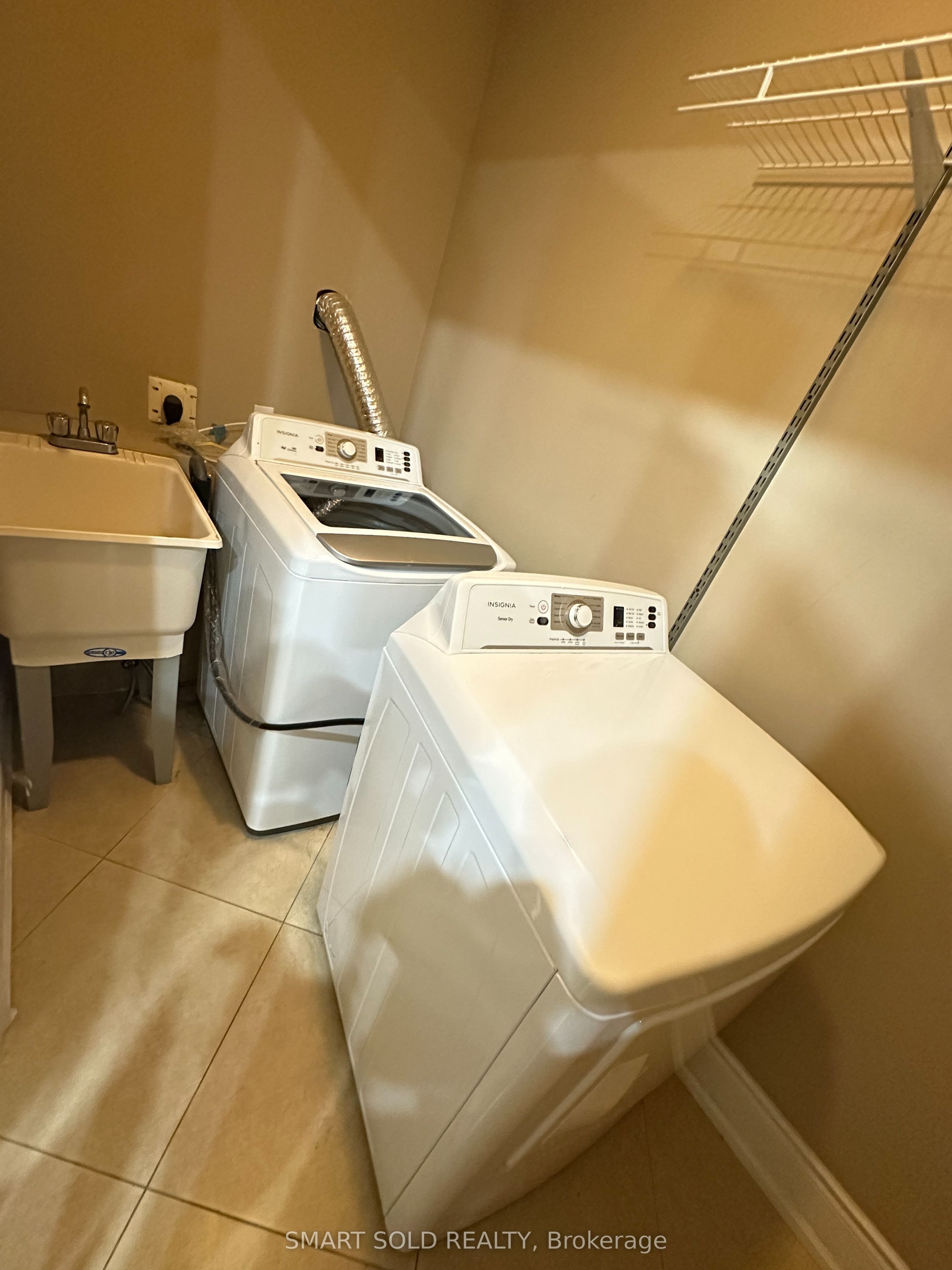 MLS #N12400984 image #8