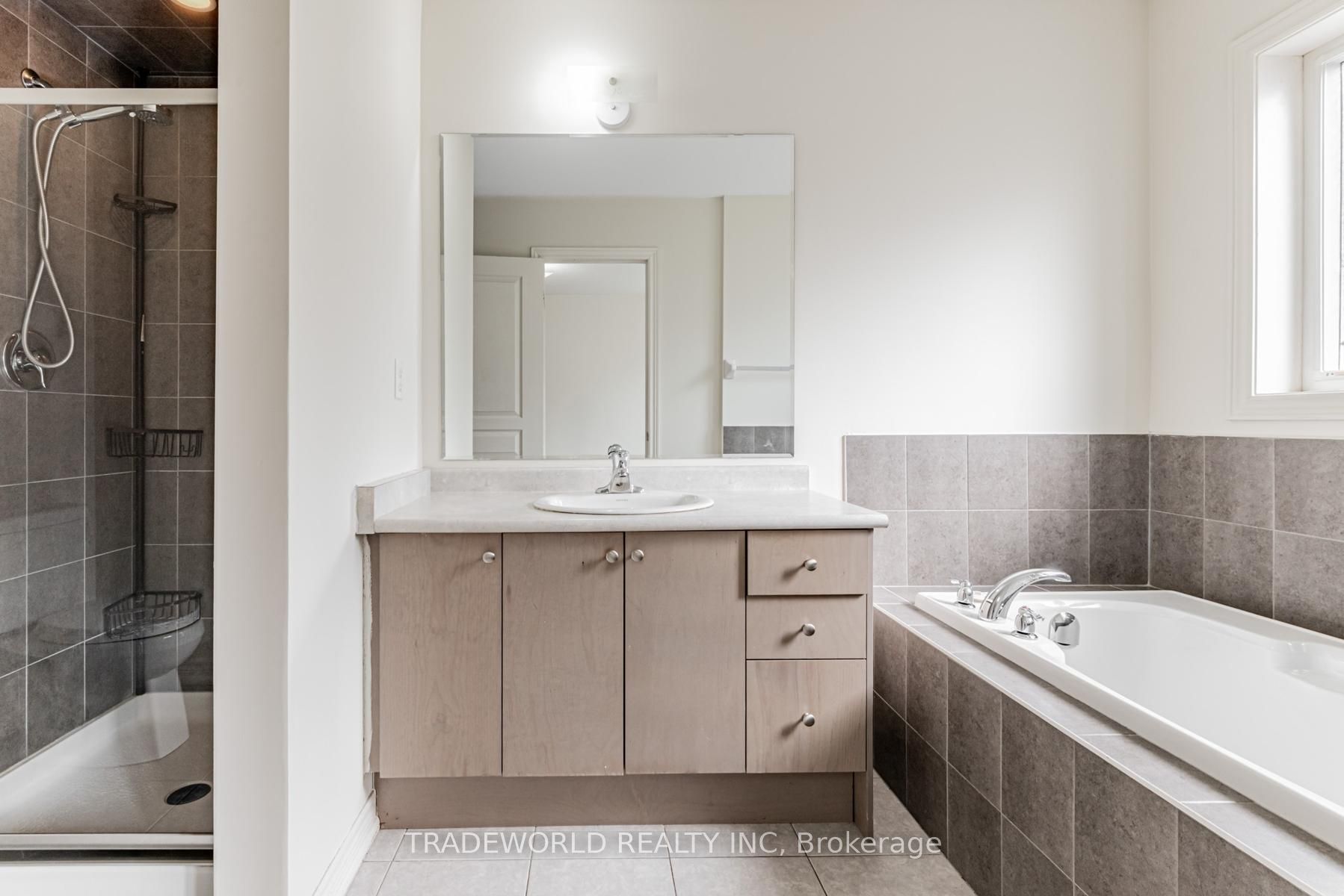 MLS #N12401250 image #30