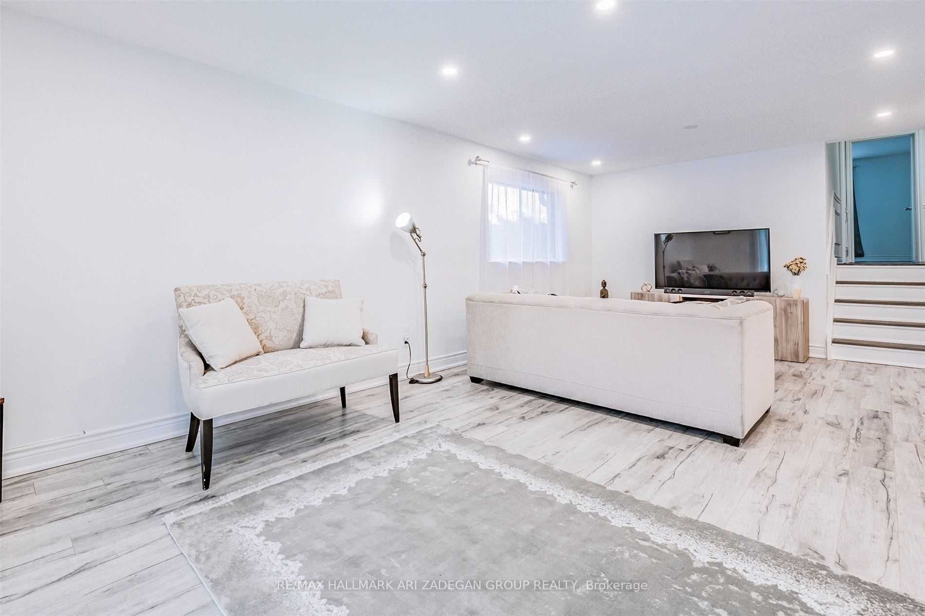 MLS #N12401261 image #16