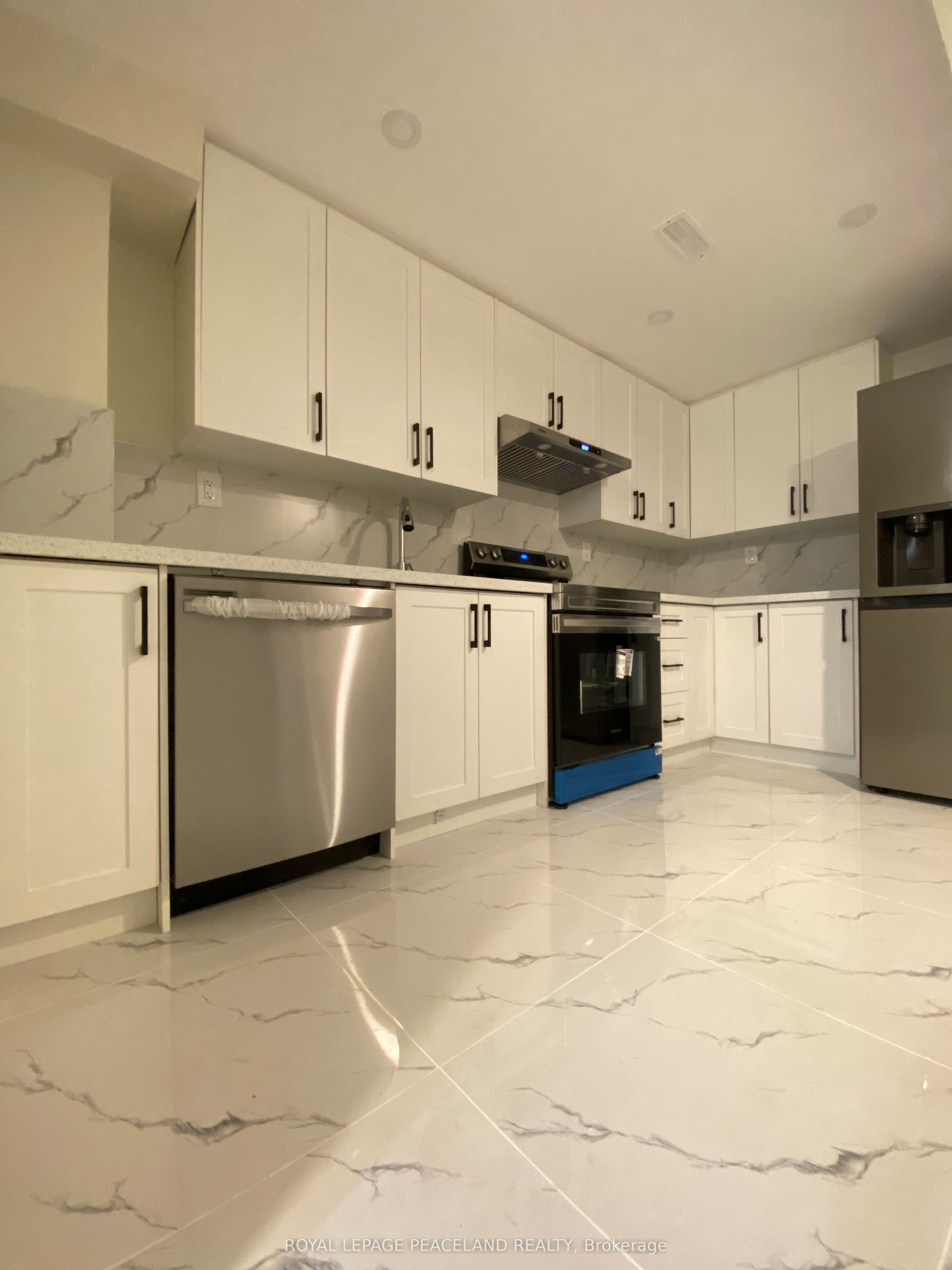 MLS #N12401774 image #8