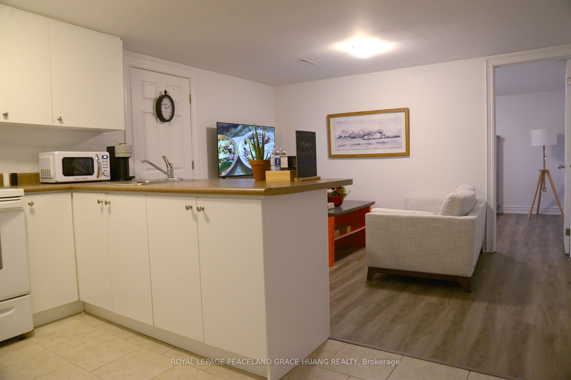 MLS #N12402219 image #17