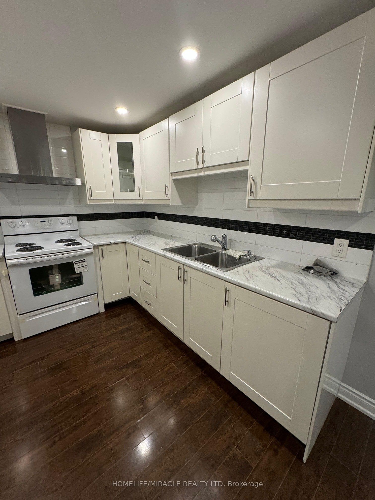 MLS #N12402284 image #10