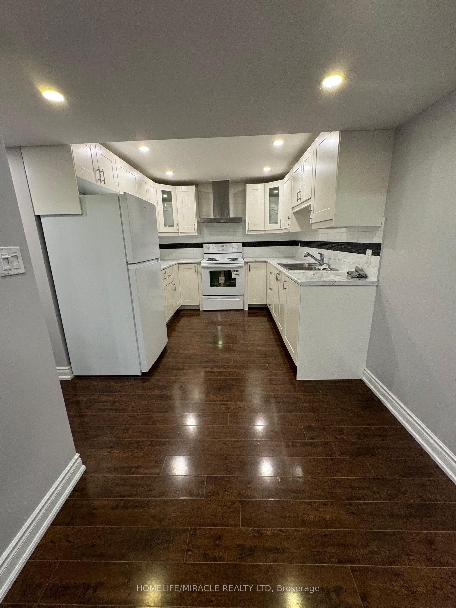 MLS #N12402284 image #8