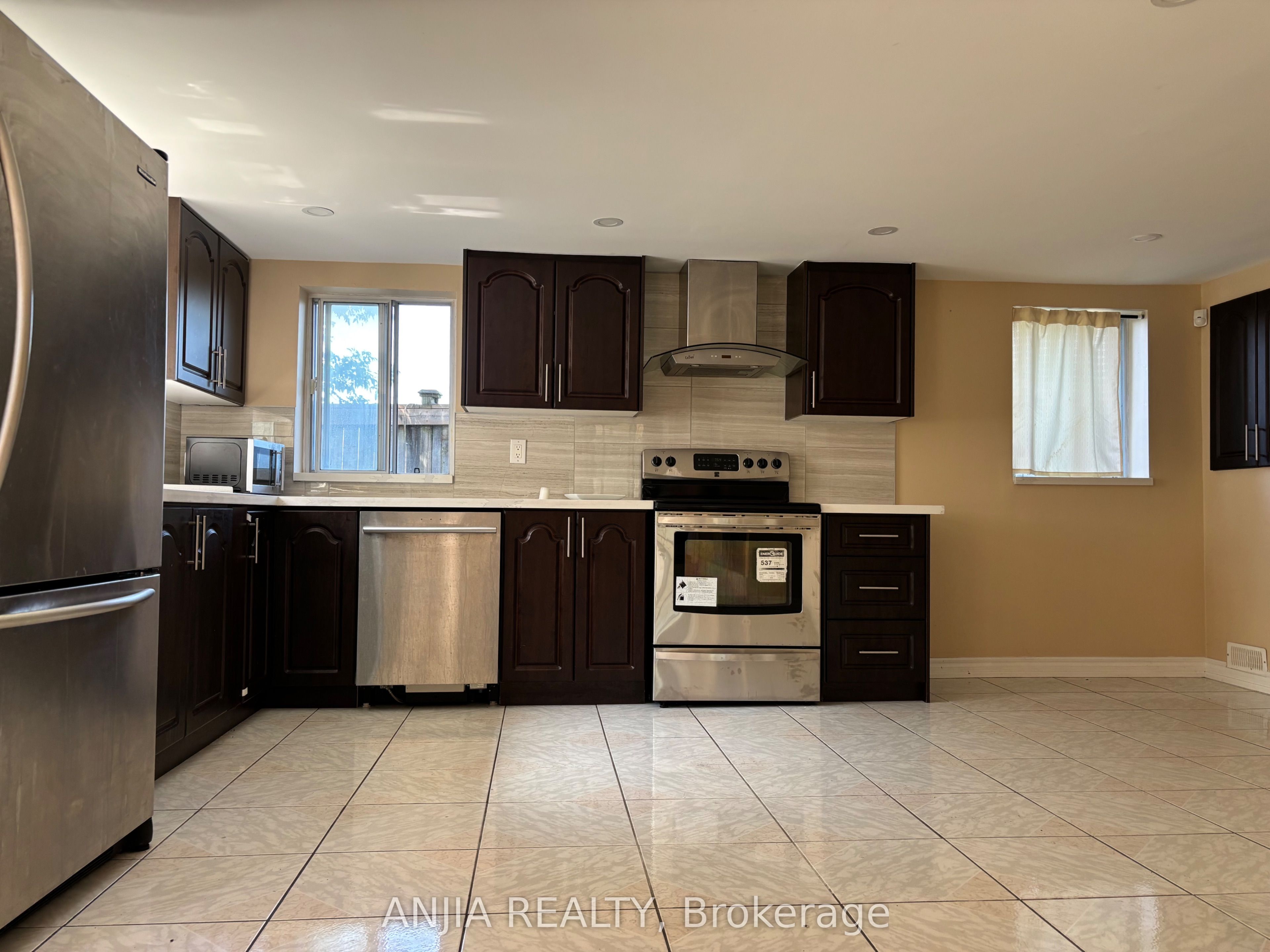 MLS #N12402401 image #4