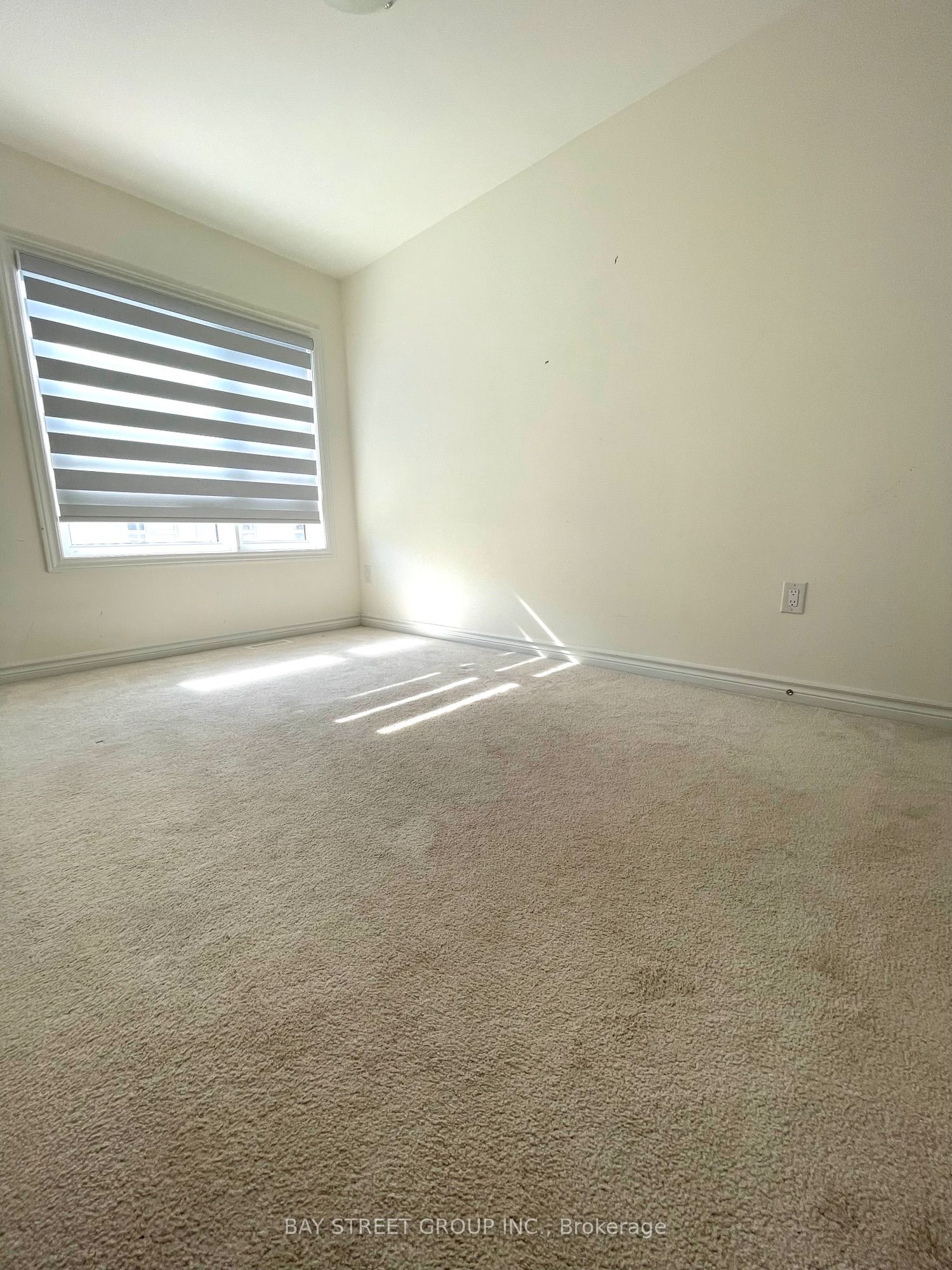 MLS #N12402436 image #17