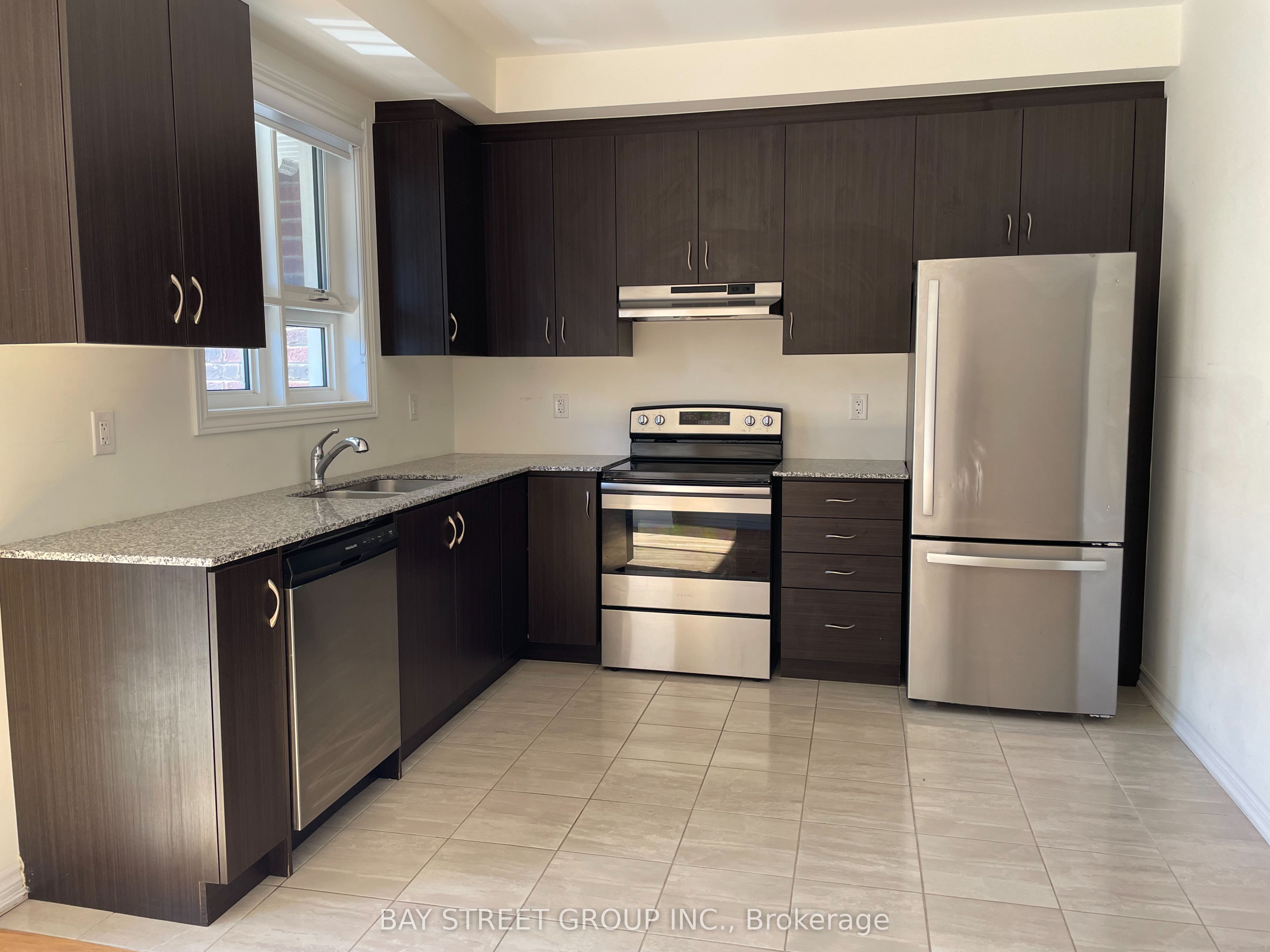 MLS #N12402436 image #5