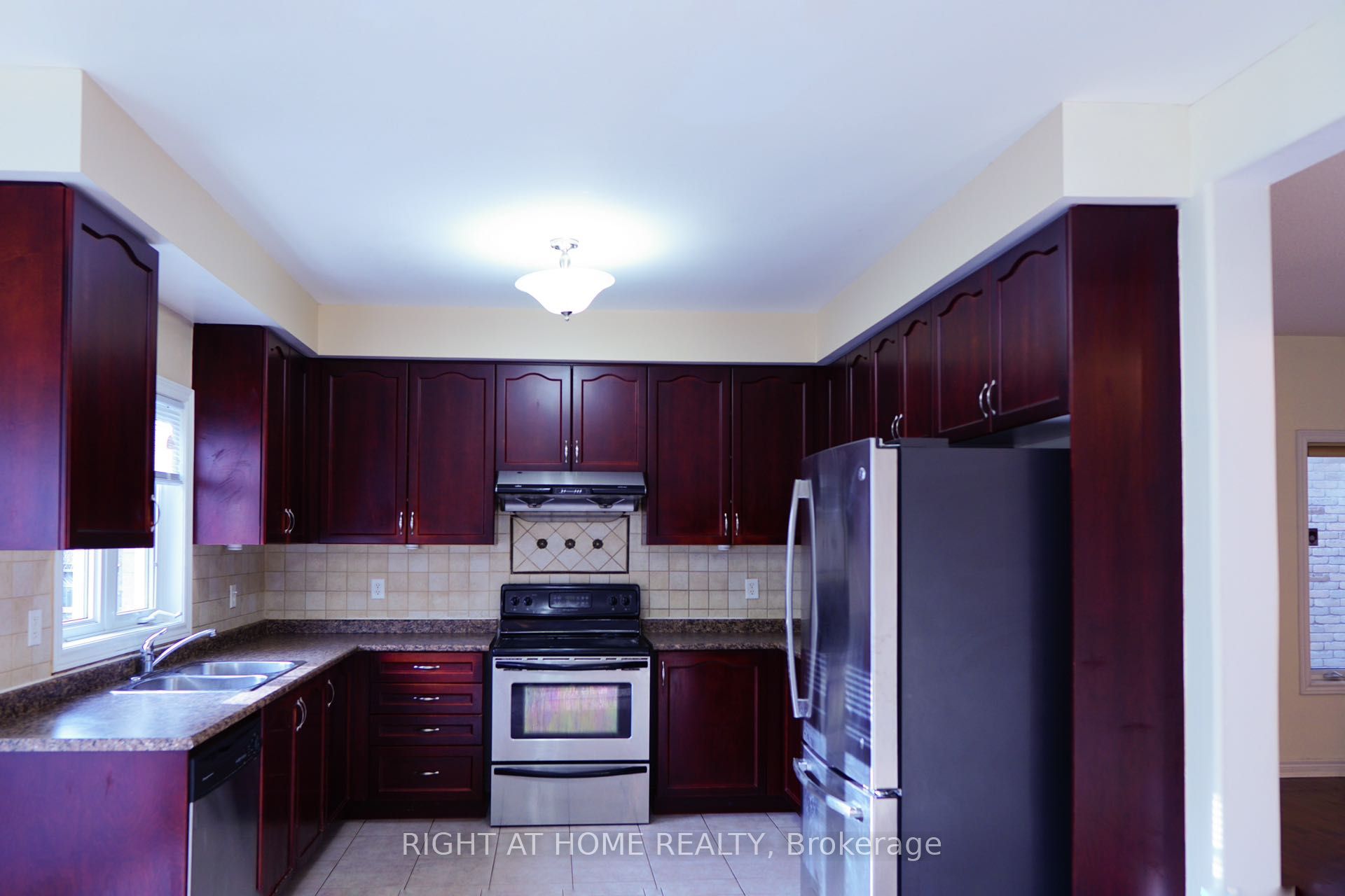 MLS #N12403023 image #4