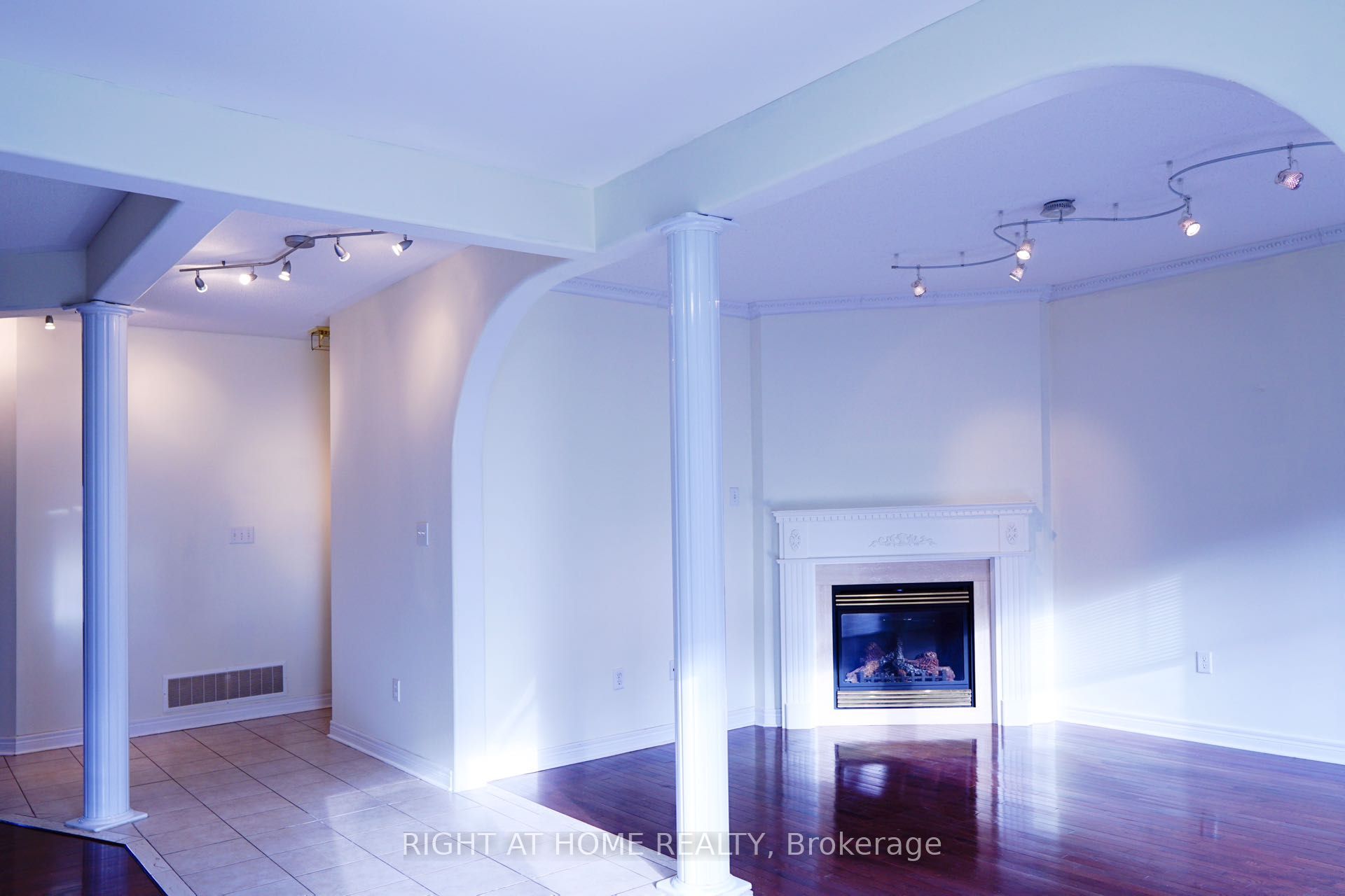 MLS #N12403023 image #7