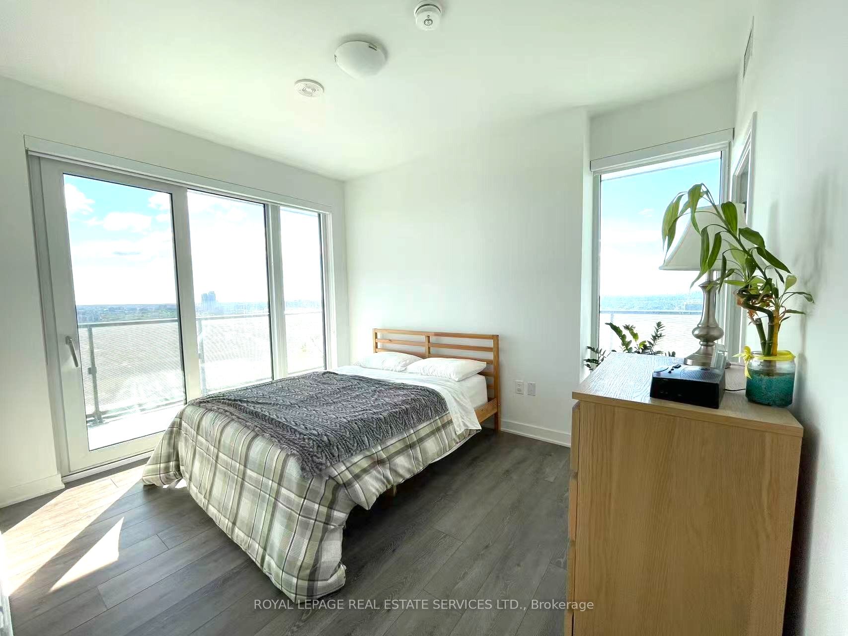 MLS #N12403147 image #9