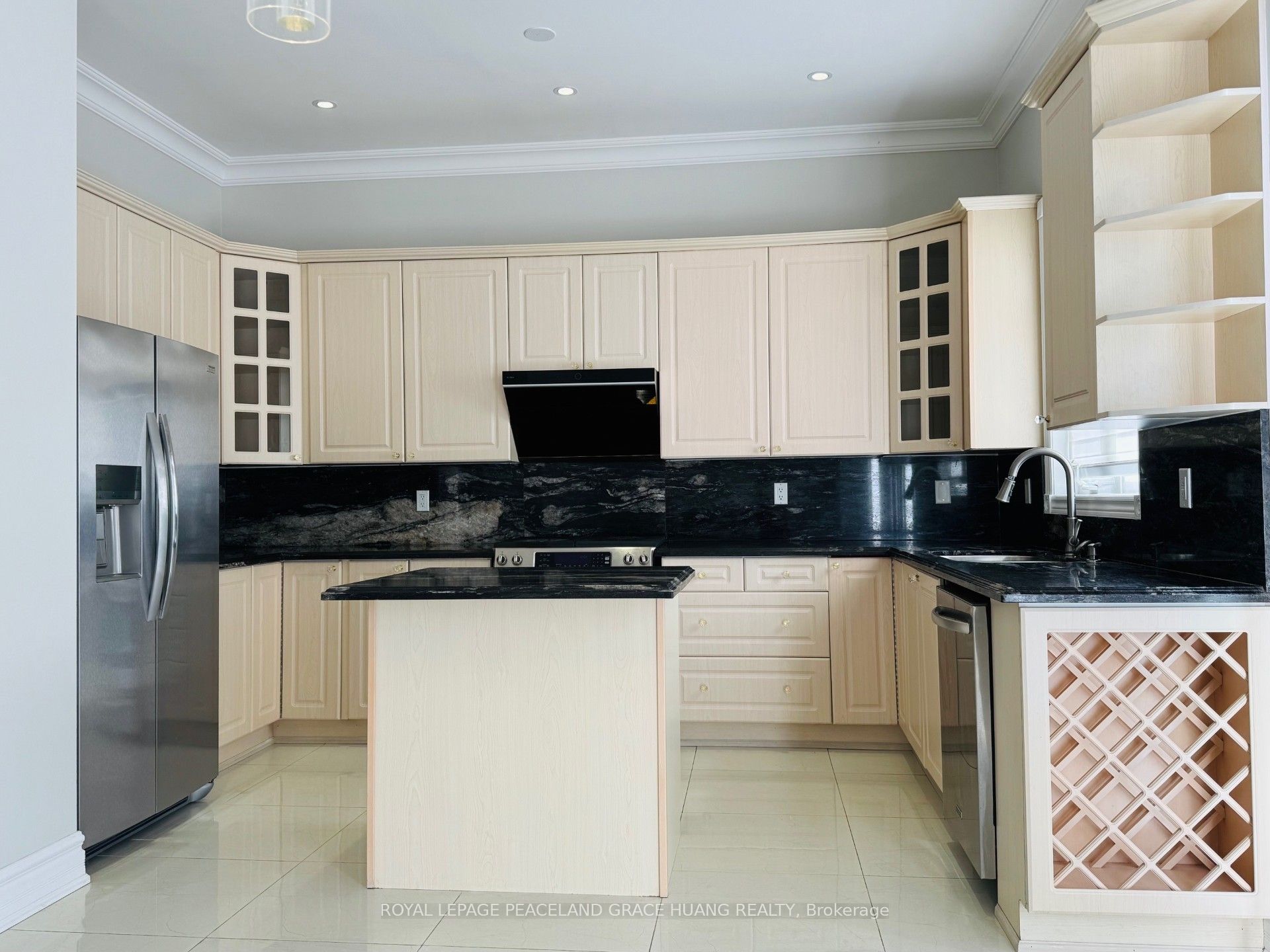 MLS #N12403779 image #4