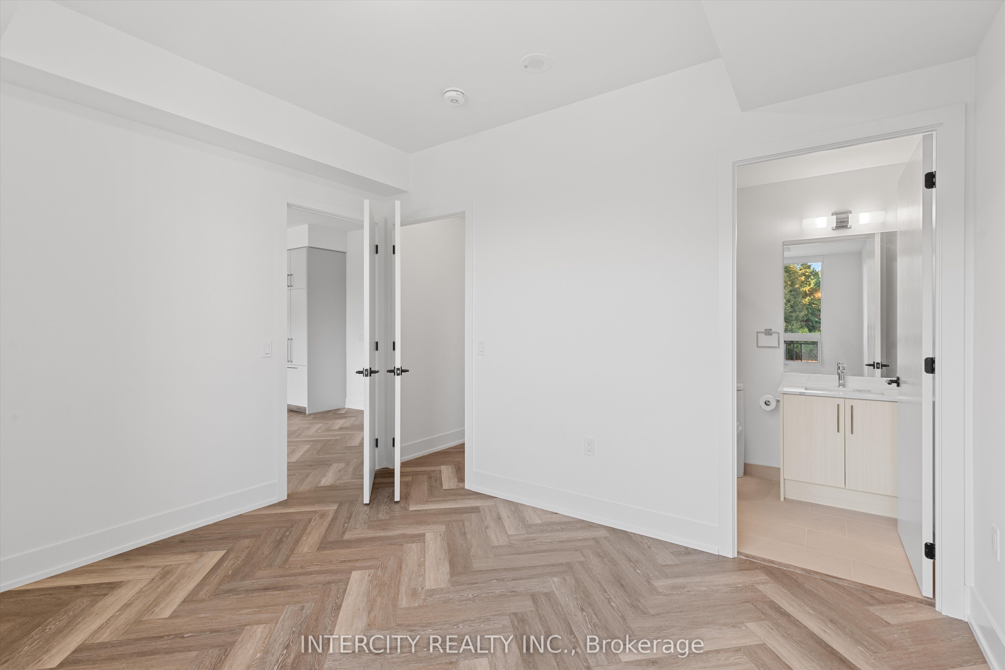 MLS #N12405276 image #16