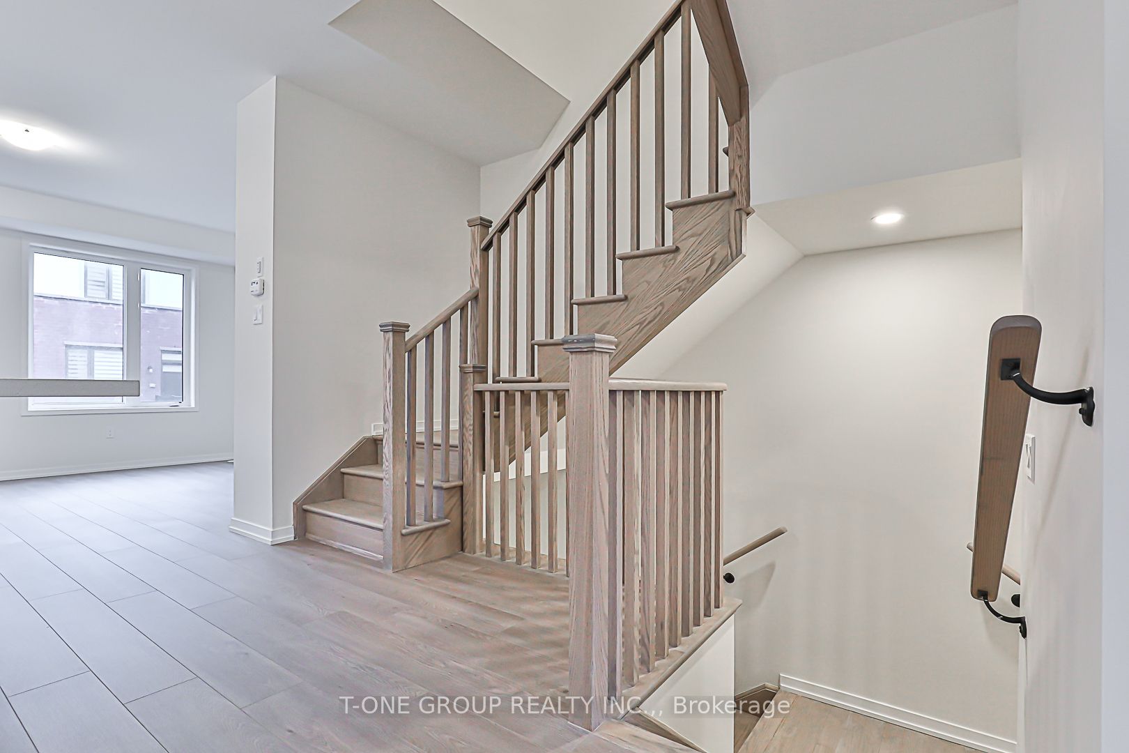 MLS #N12405464 image #3