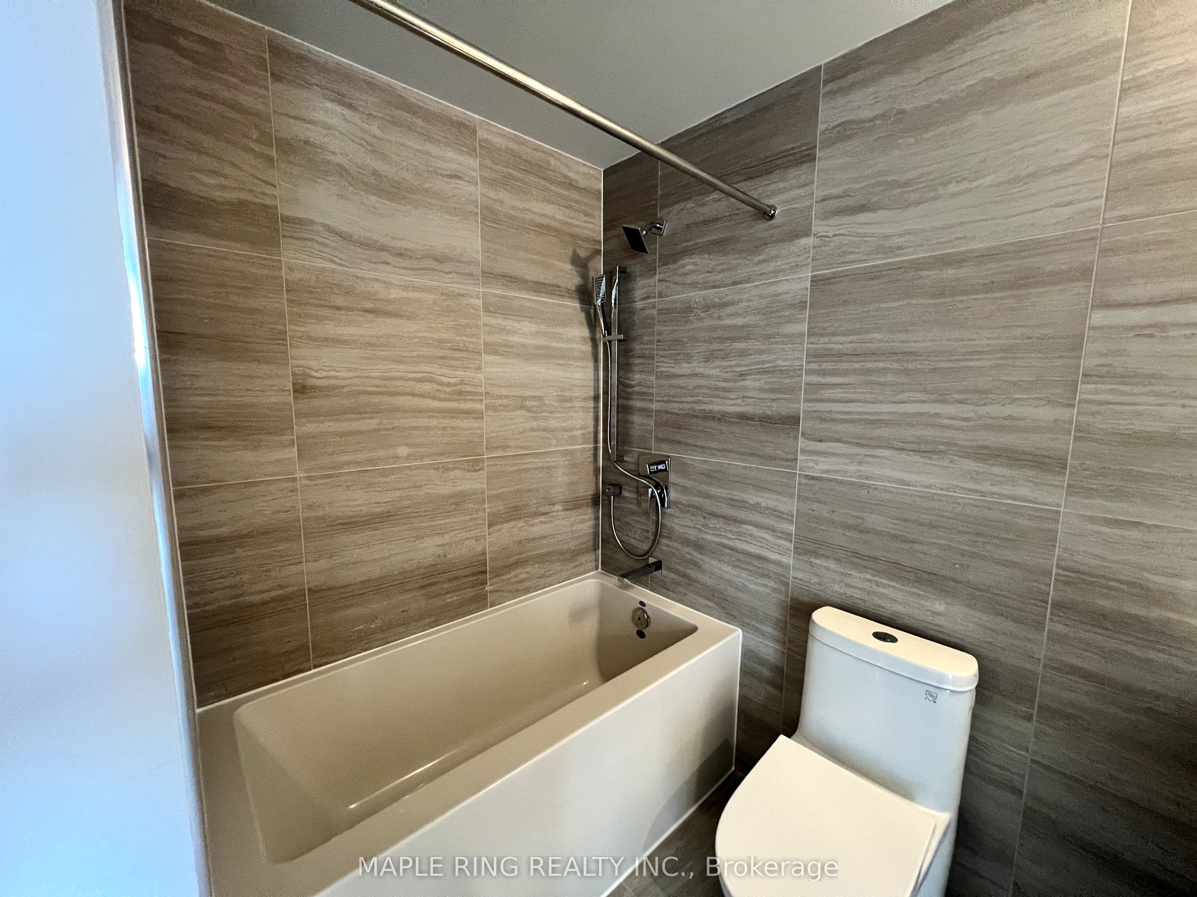 MLS #N12406409 image #8