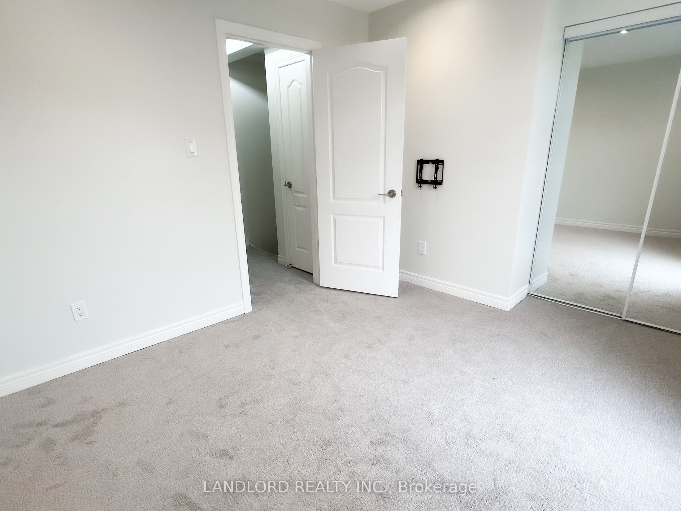 MLS #N12407456 image #14