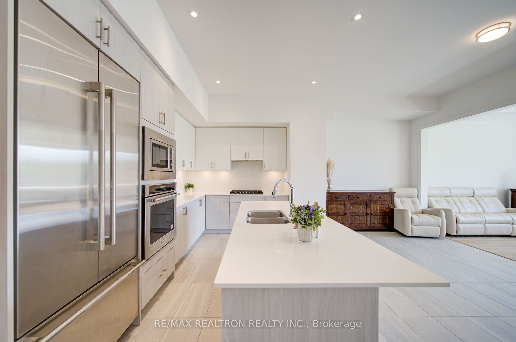 MLS #N12408155 image #1