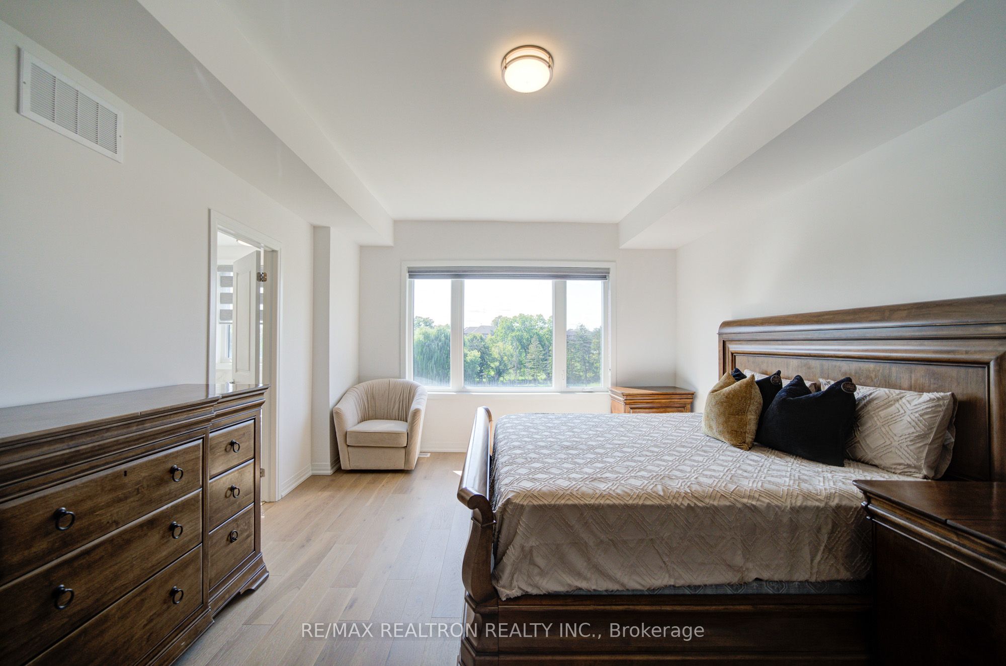 MLS #N12408155 image #19