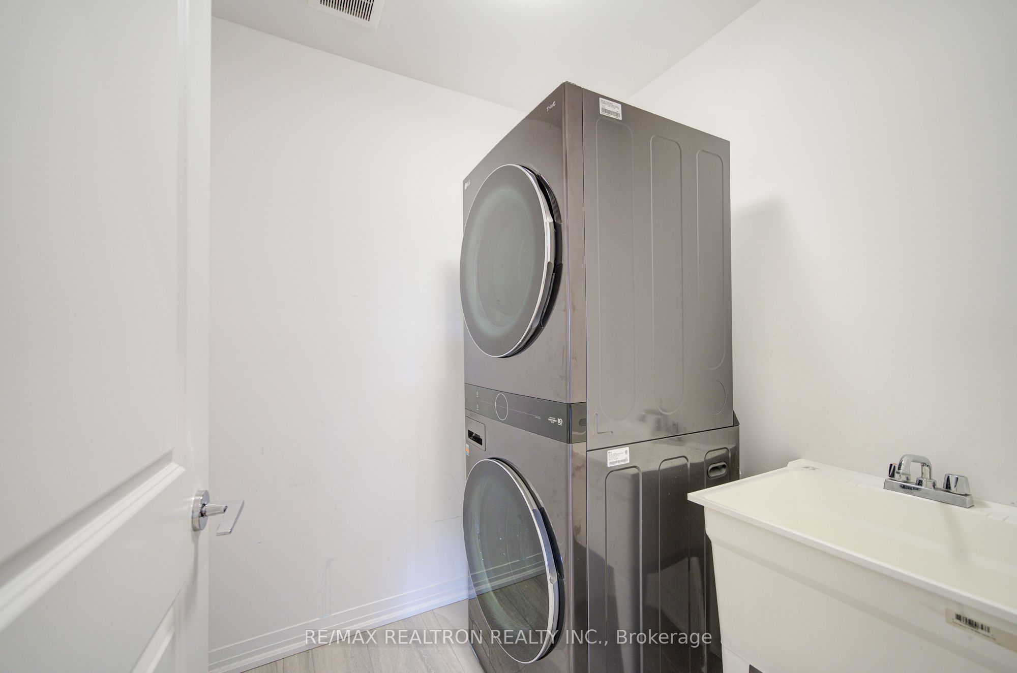 MLS #N12408155 image #27