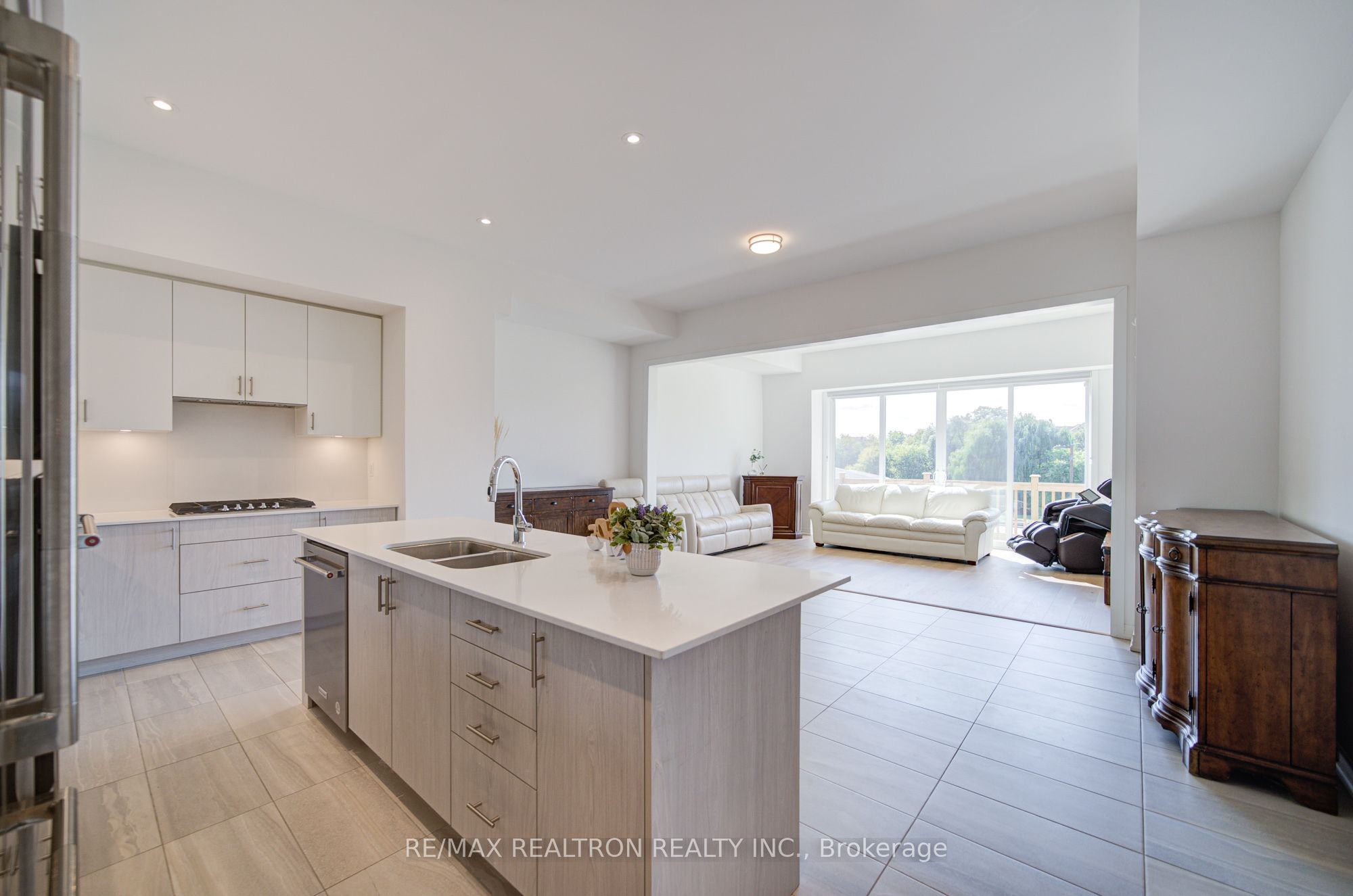 MLS #N12408155 image #3