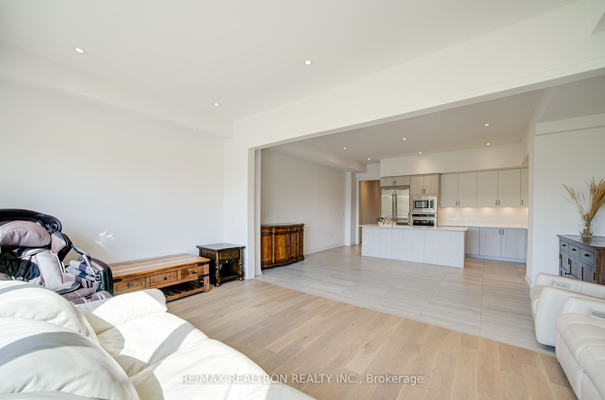 MLS #N12408155 image #9