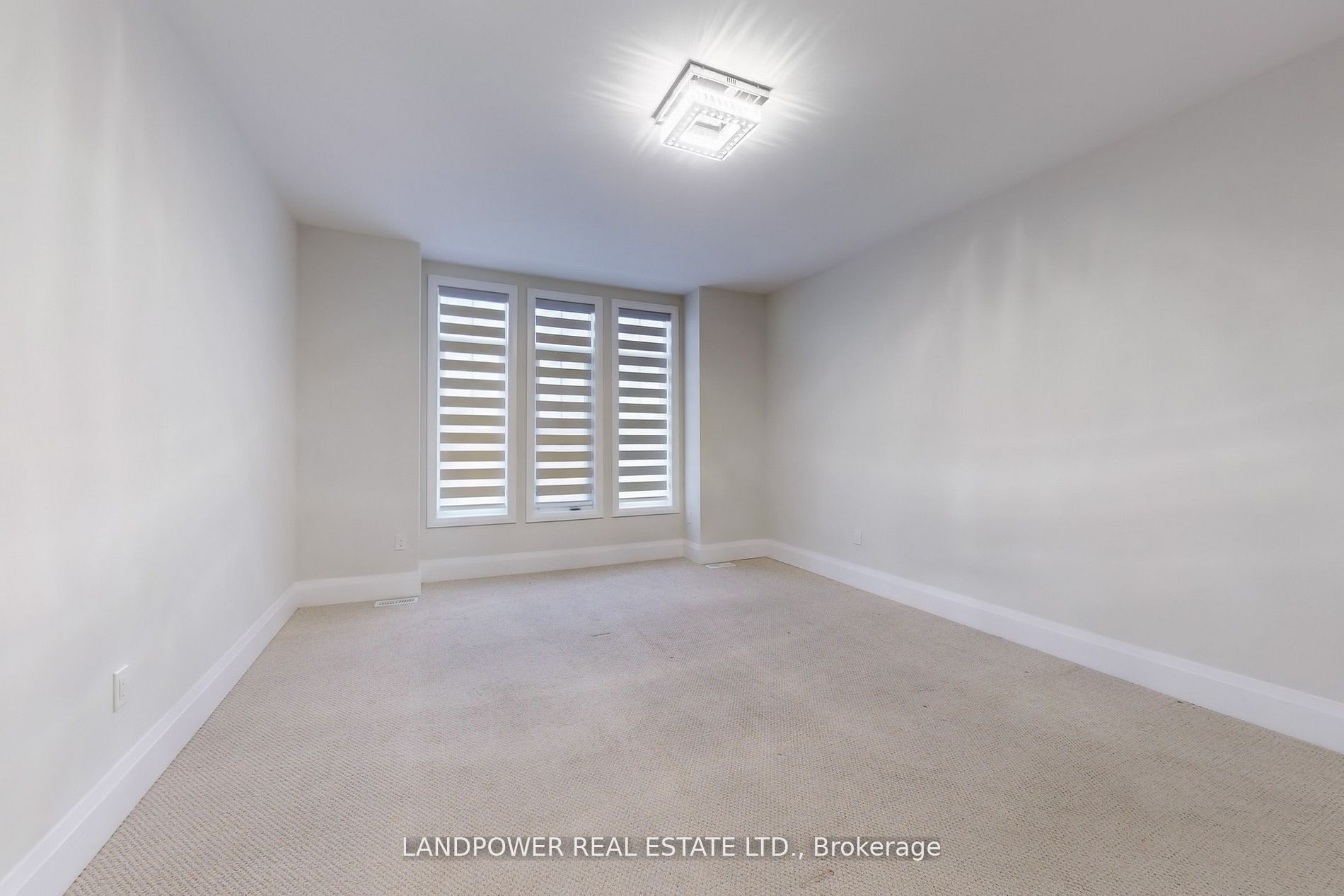 MLS #N12411916 image #24