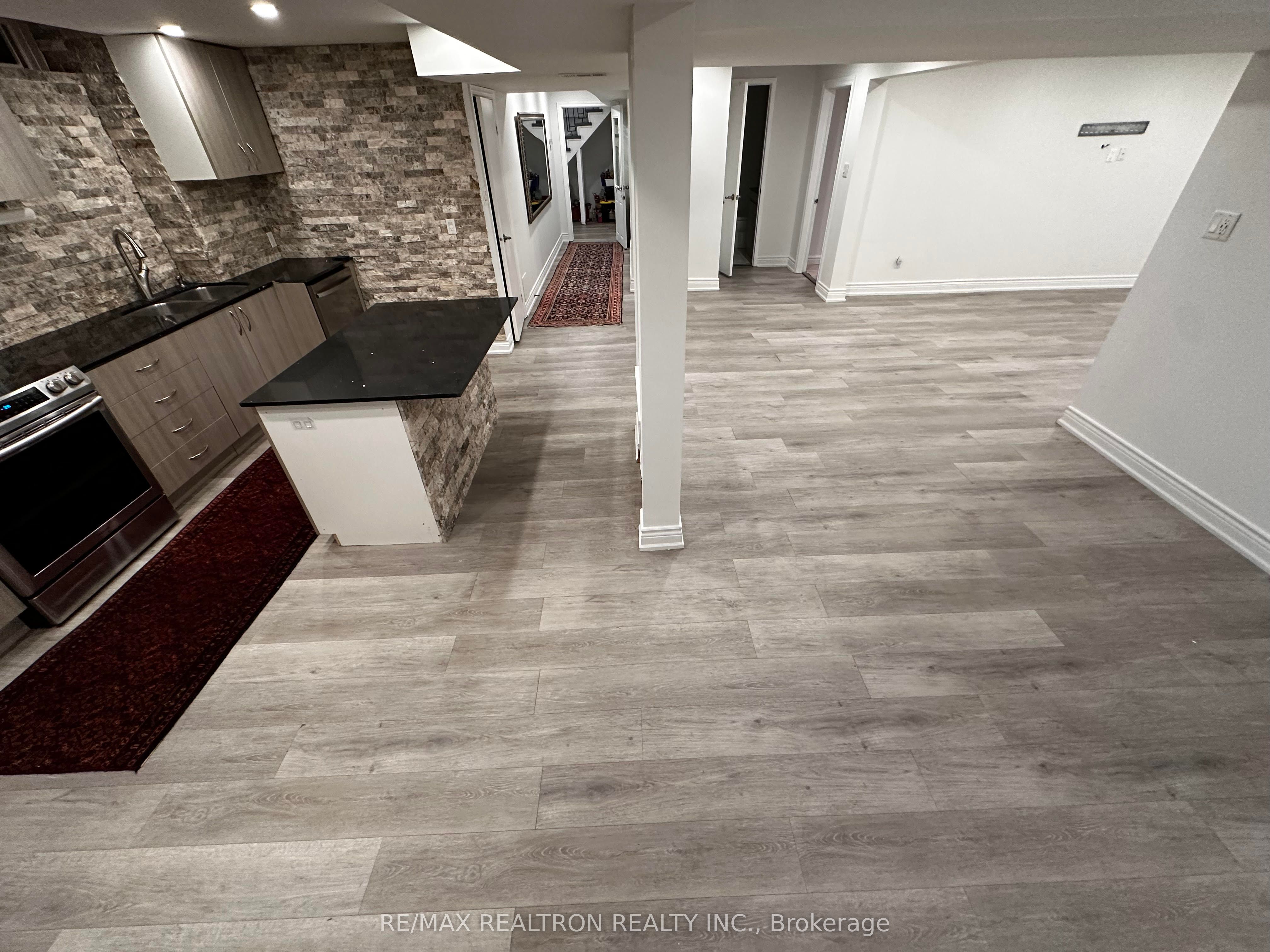 MLS #N12412933 image #7