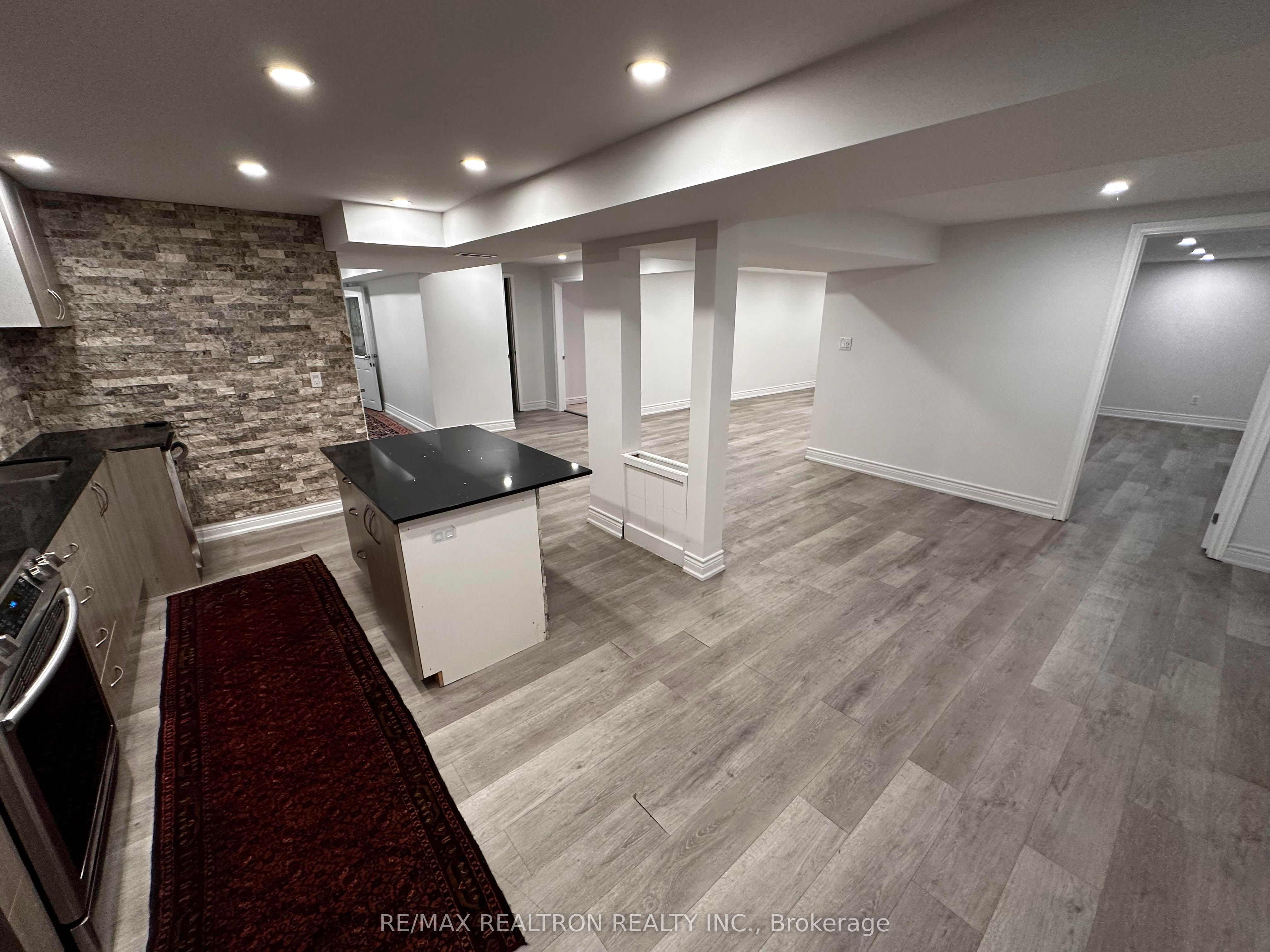 MLS #N12412933 image #8