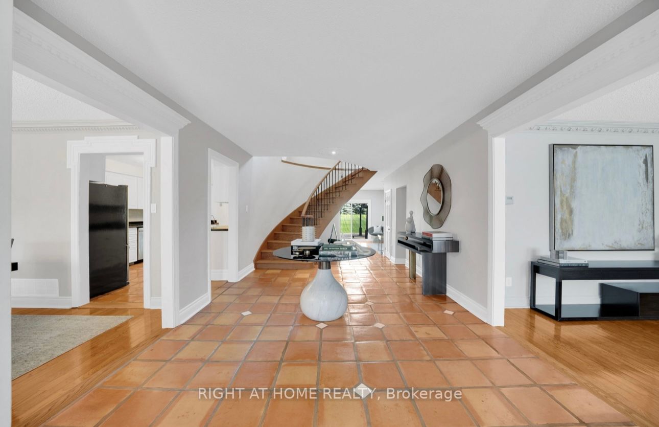 MLS #N12417189 image #4