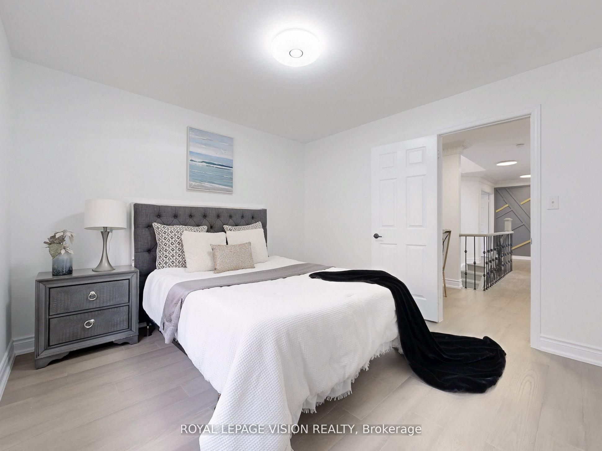 MLS #N12417283 image #30