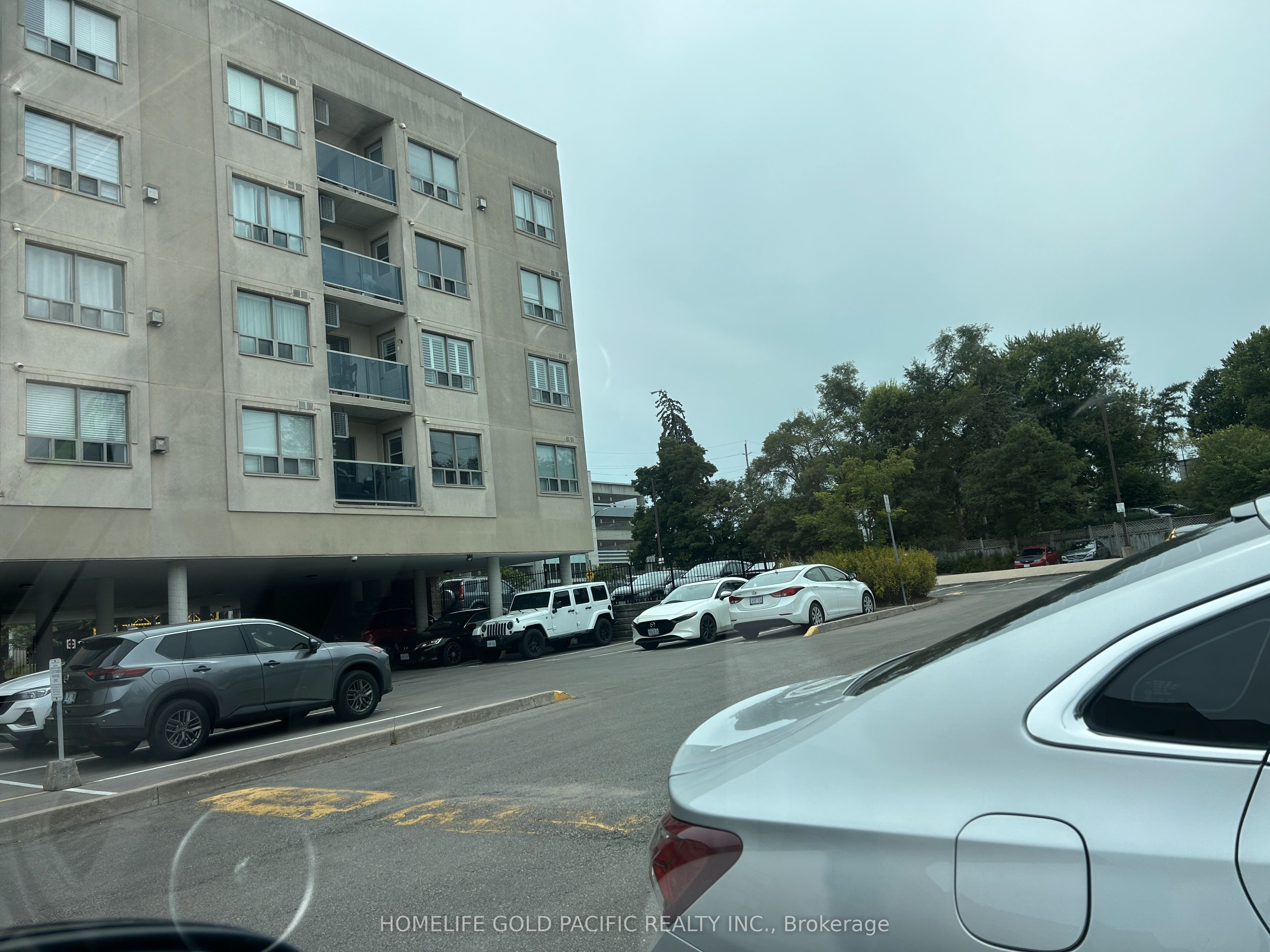 MLS #N12417371 image #1