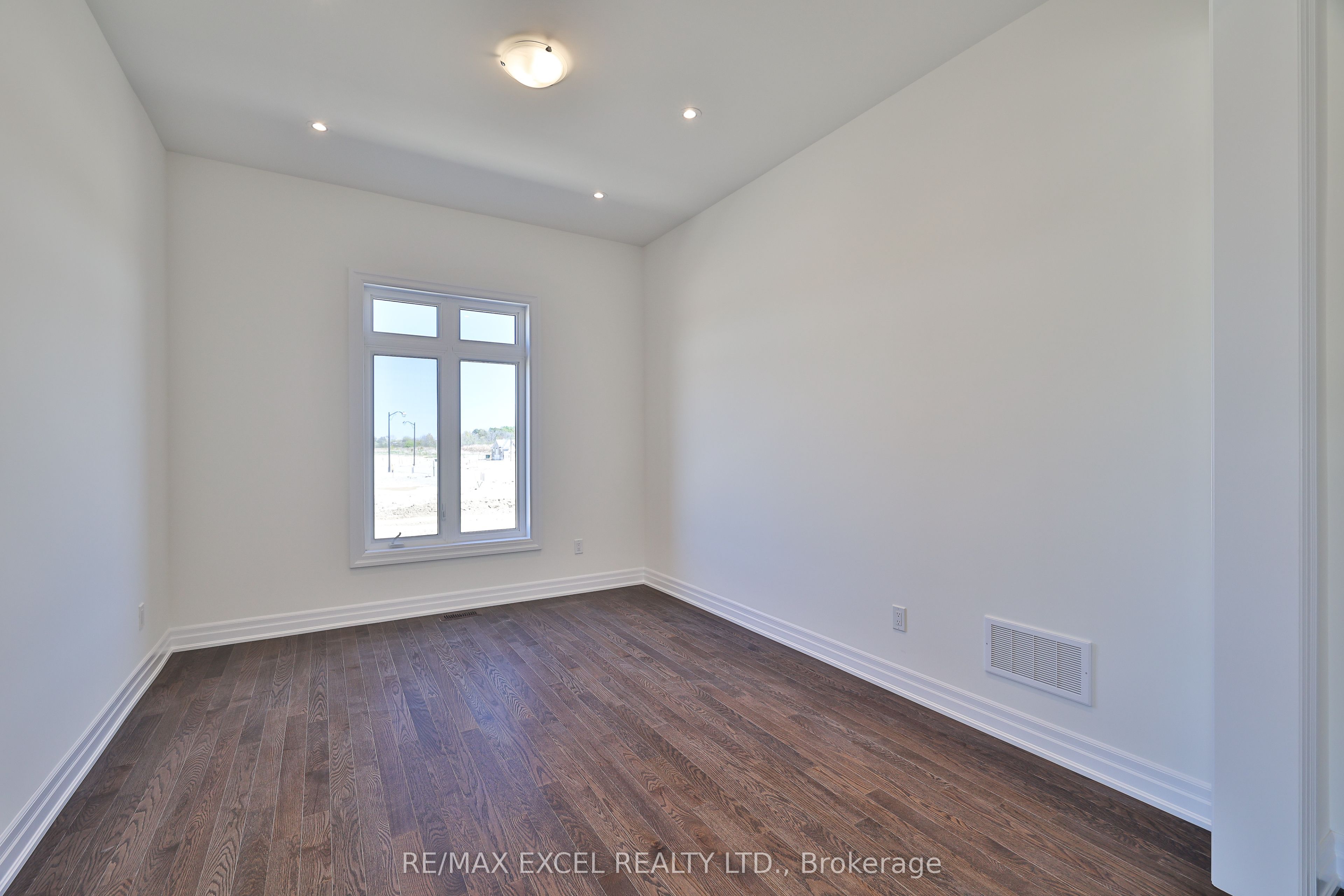 MLS #N12426962 image #17