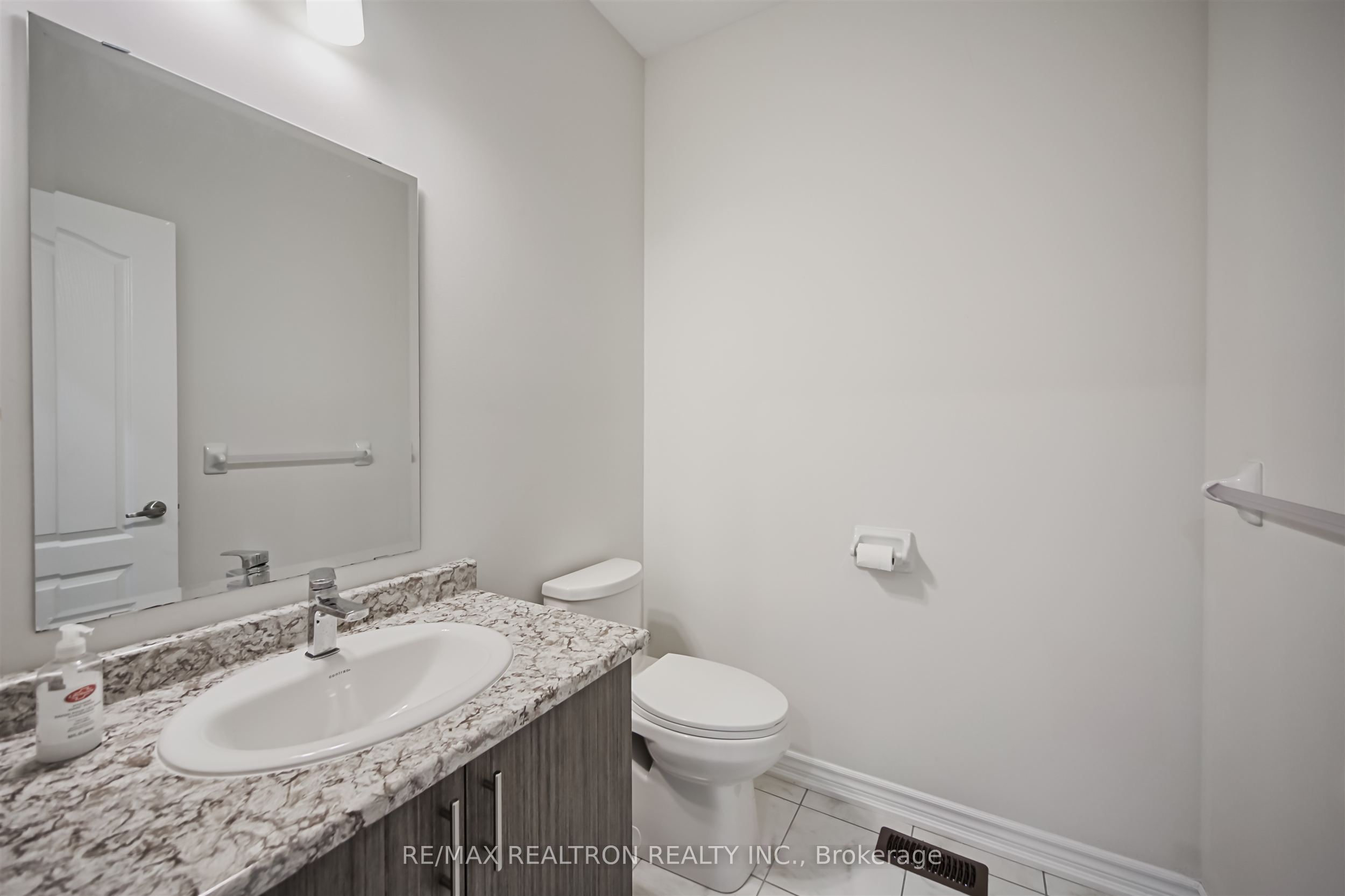 MLS #N12428313 image #18