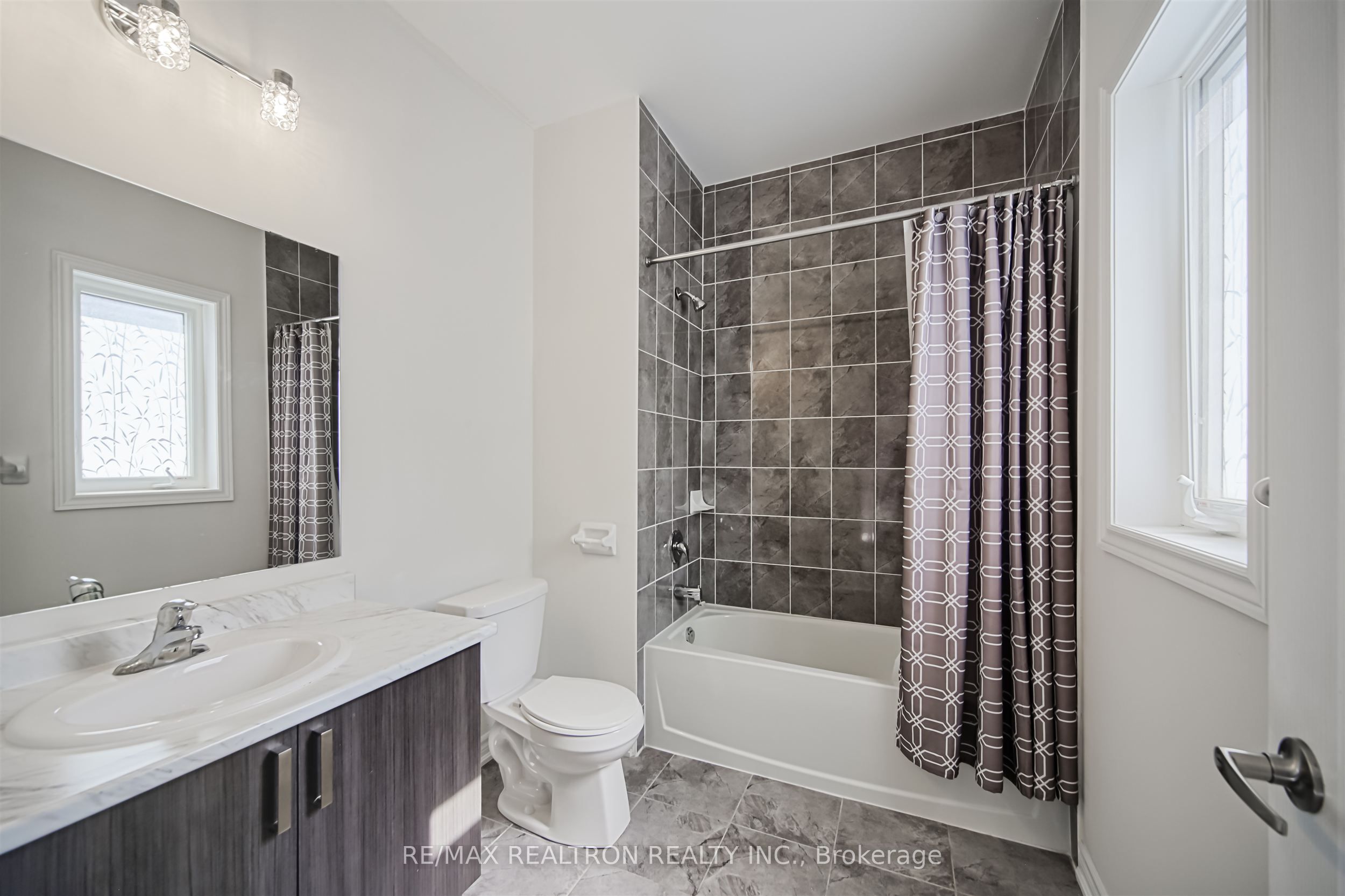 MLS #N12428313 image #33