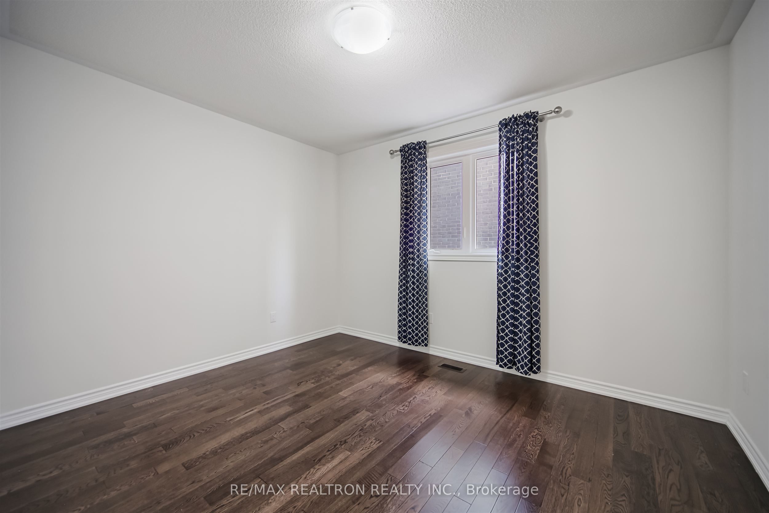 MLS #N12428313 image #34