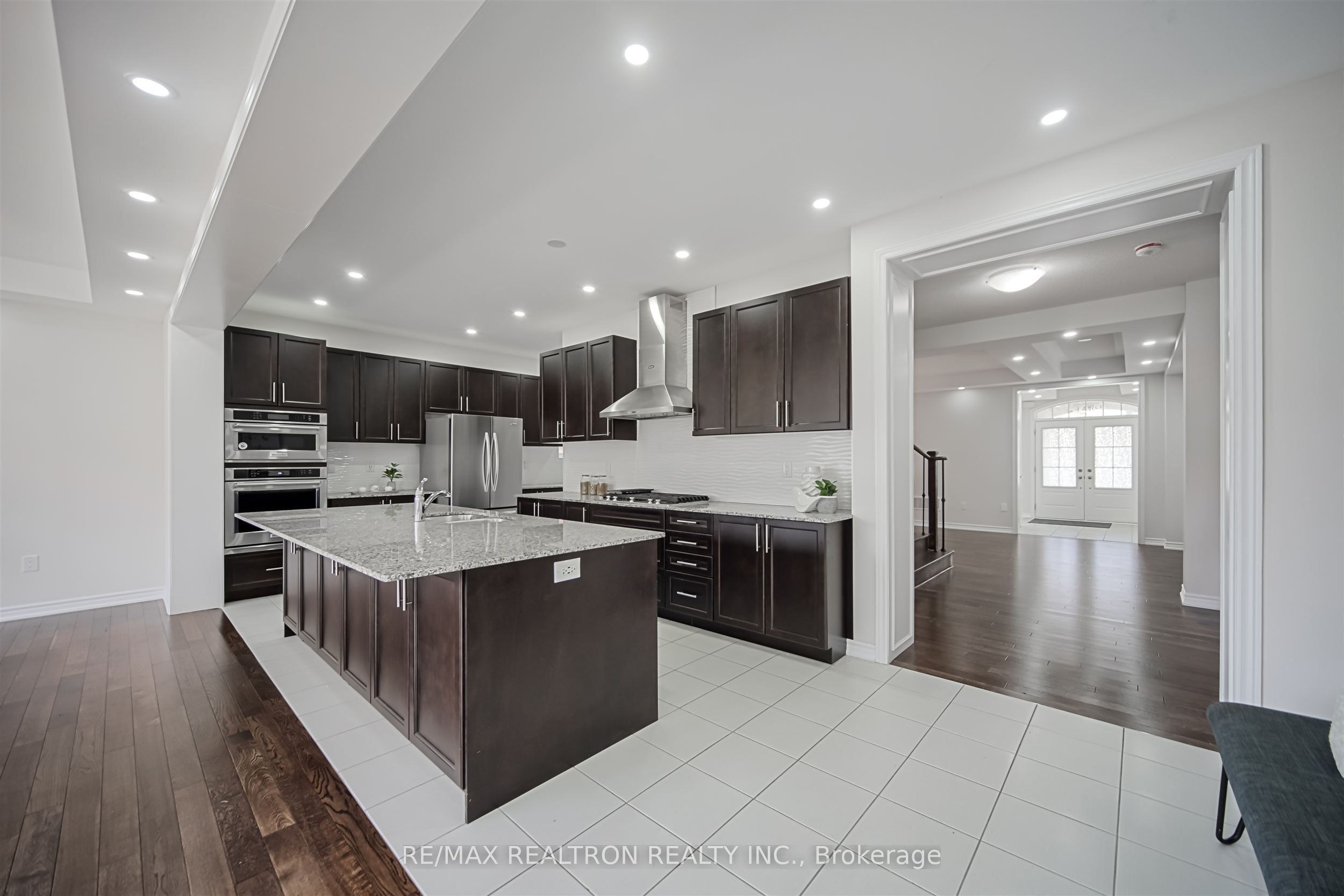 MLS #N12428313 image #7