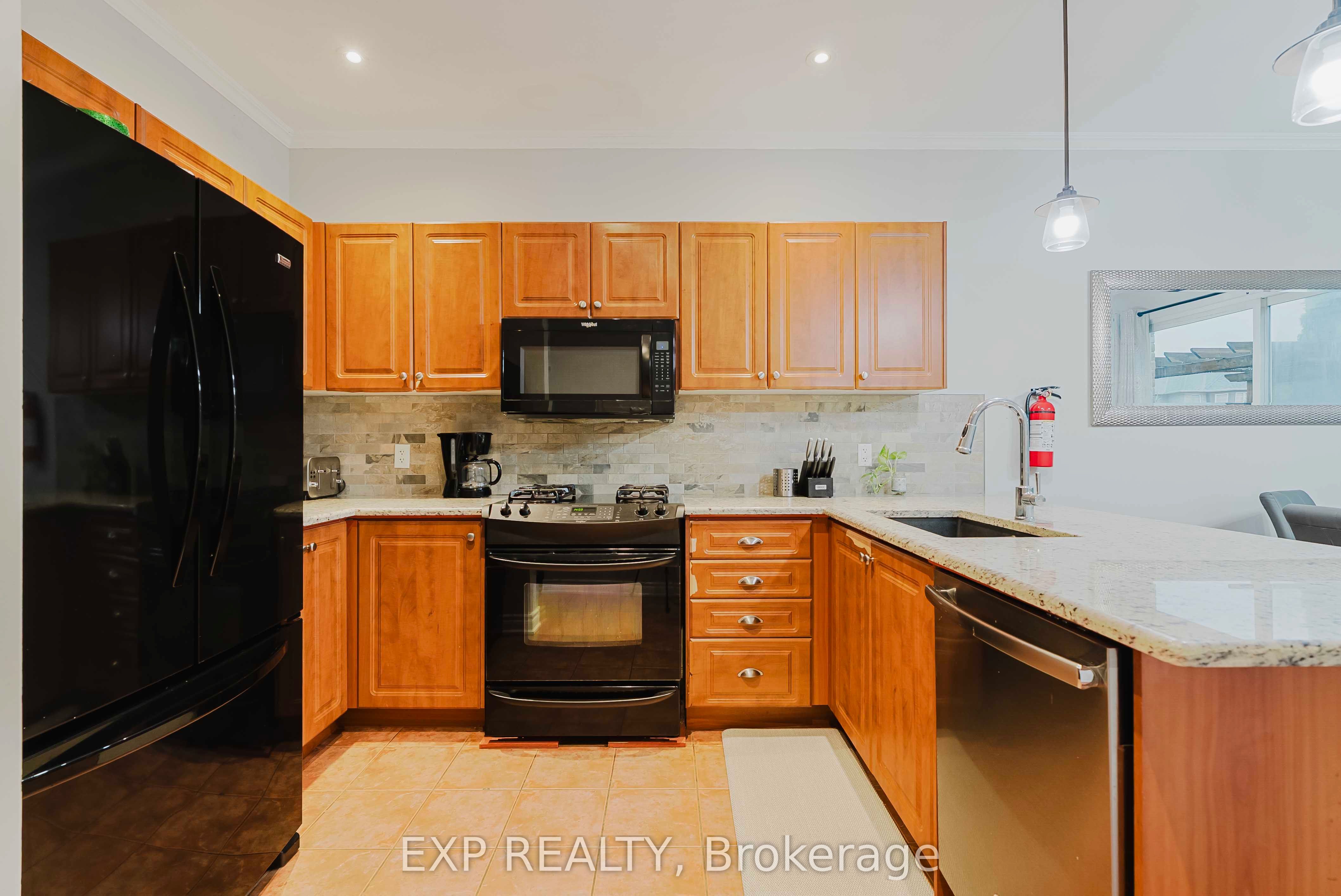 MLS #N12428587 image #13